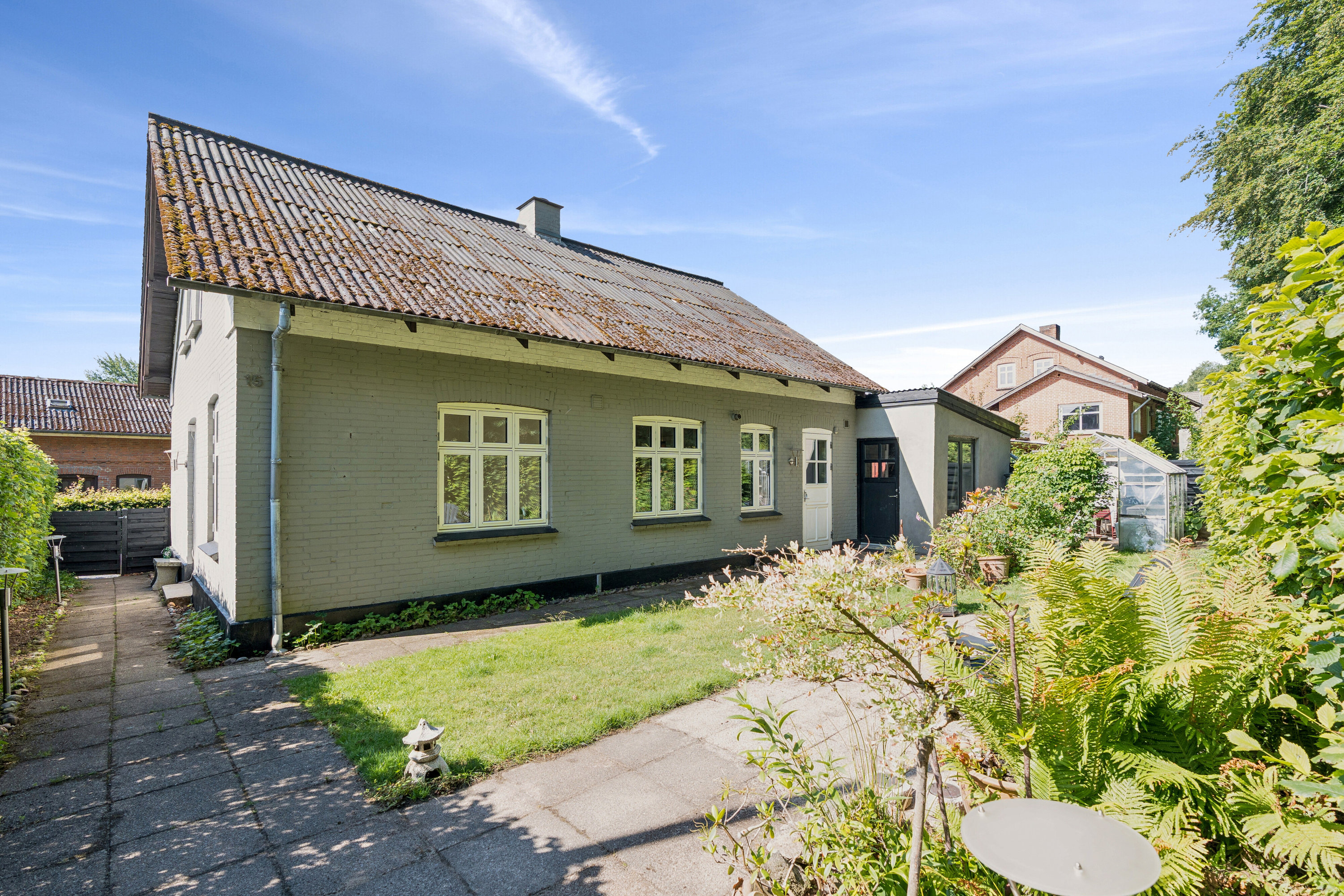 Fremhævet set fra haven billede i fuldskærmstilstand. Billede af Ahornvej 15, 7183 Randbøl