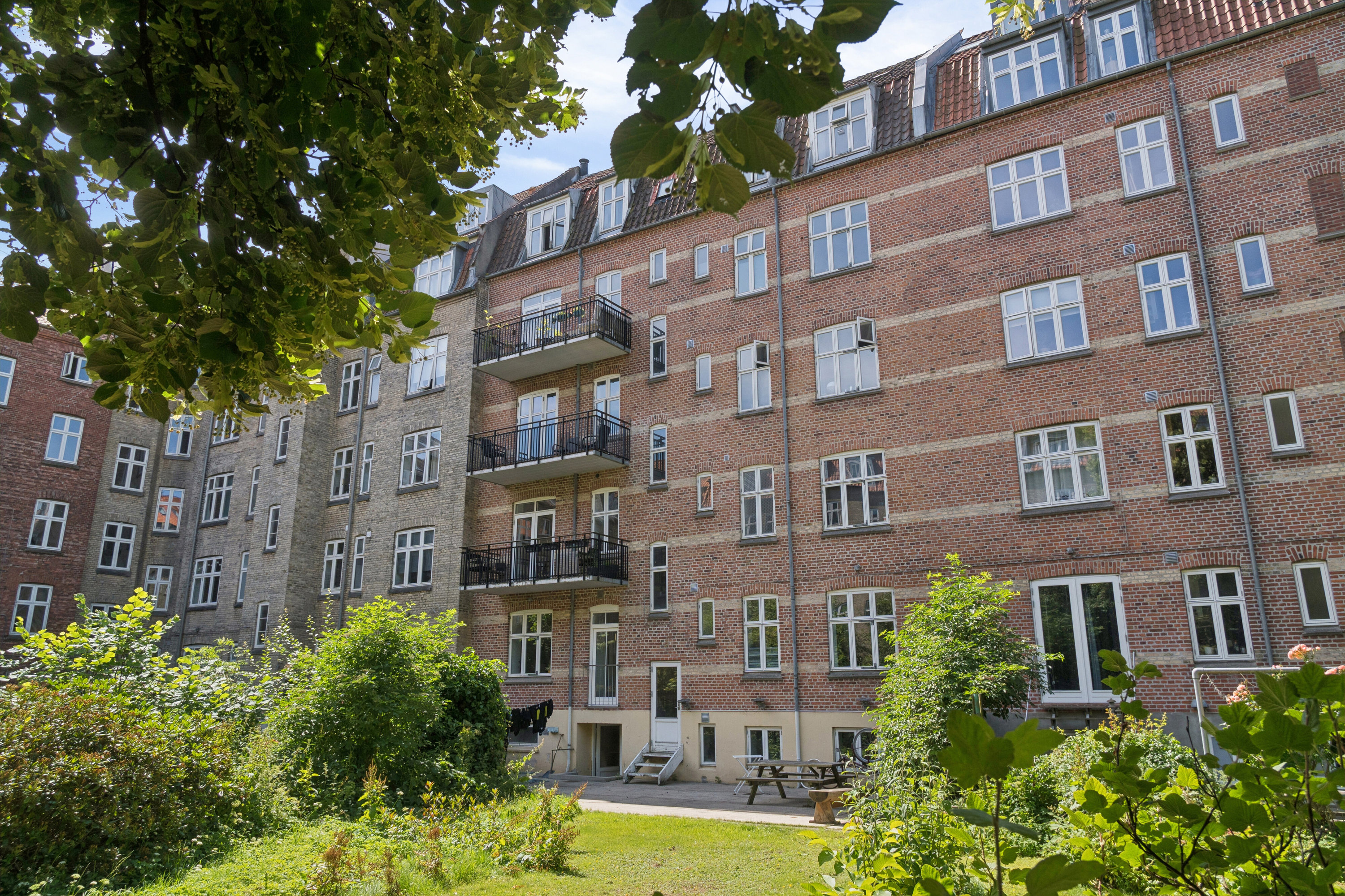 Fremhævet facade billede i fuldskærmstilstand. Billede af Jerichausgade 10, 3., 8000 Aarhus C