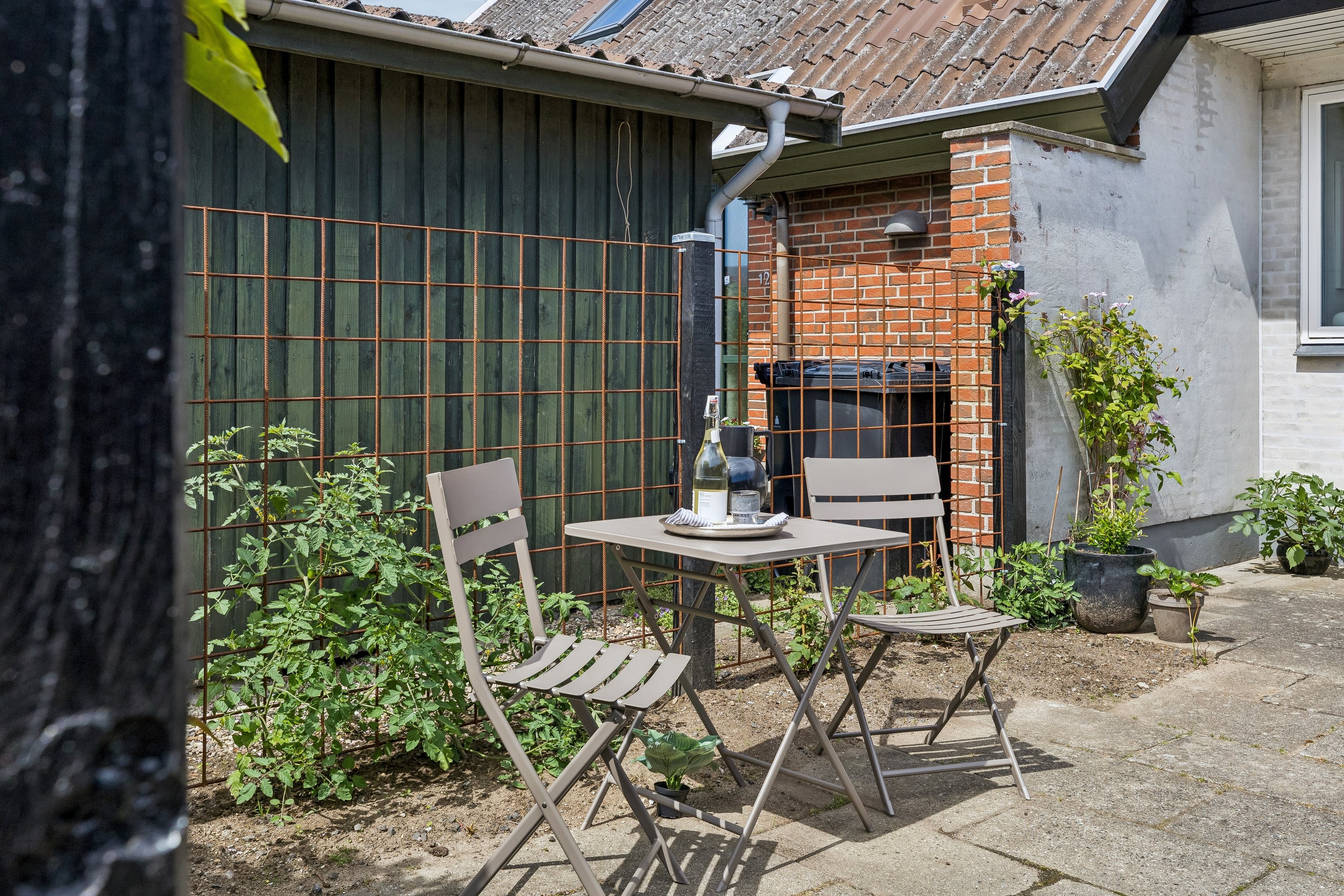 Fremhævet terrasse billede i fuldskærmstilstand. Billede af Rensdyrløkken 123, Slukefter, 5210 Odense NV
