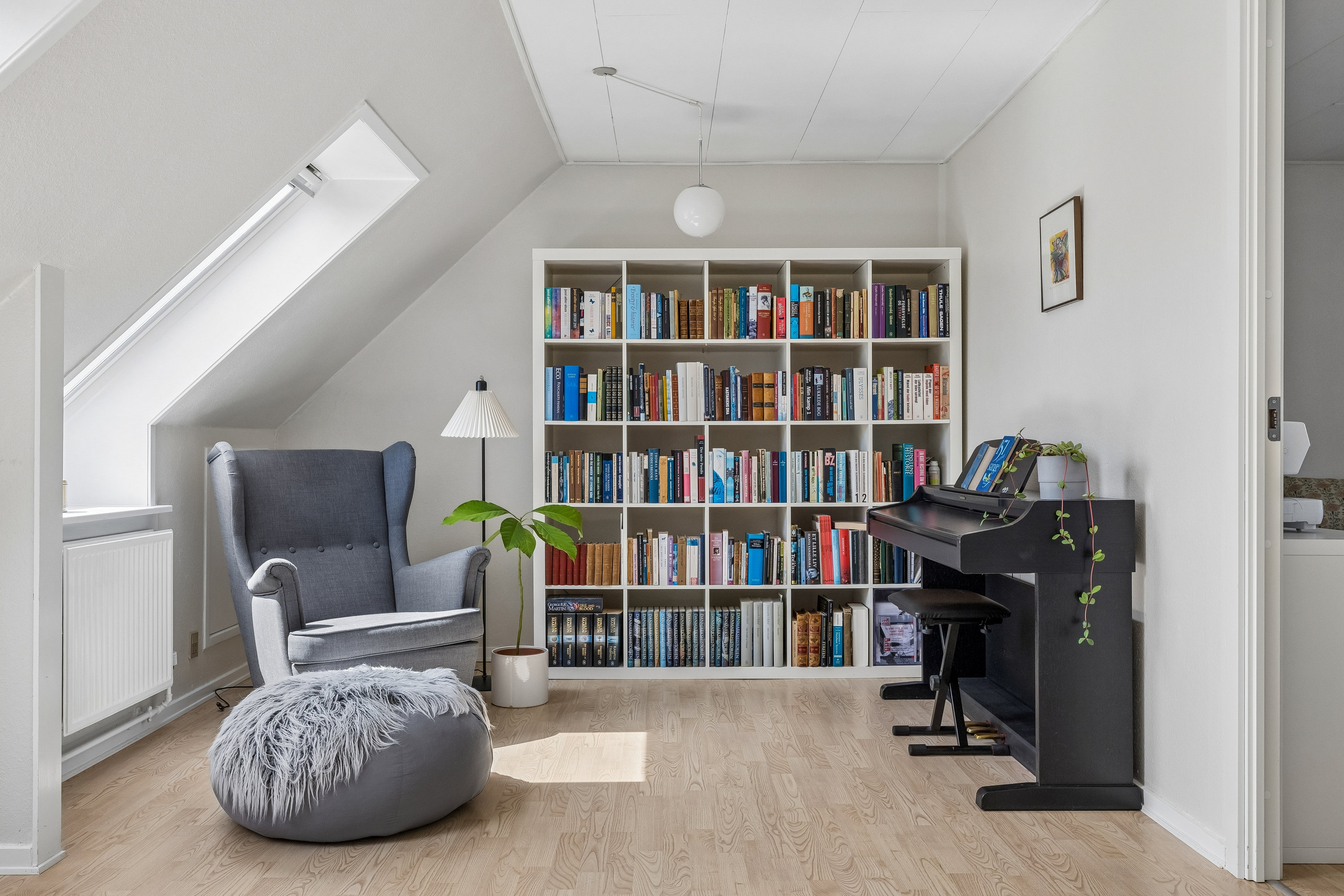 Fremhævet værelse billede i fuldskærmstilstand. Billede af Rensdyrløkken 123, Slukefter, 5210 Odense NV