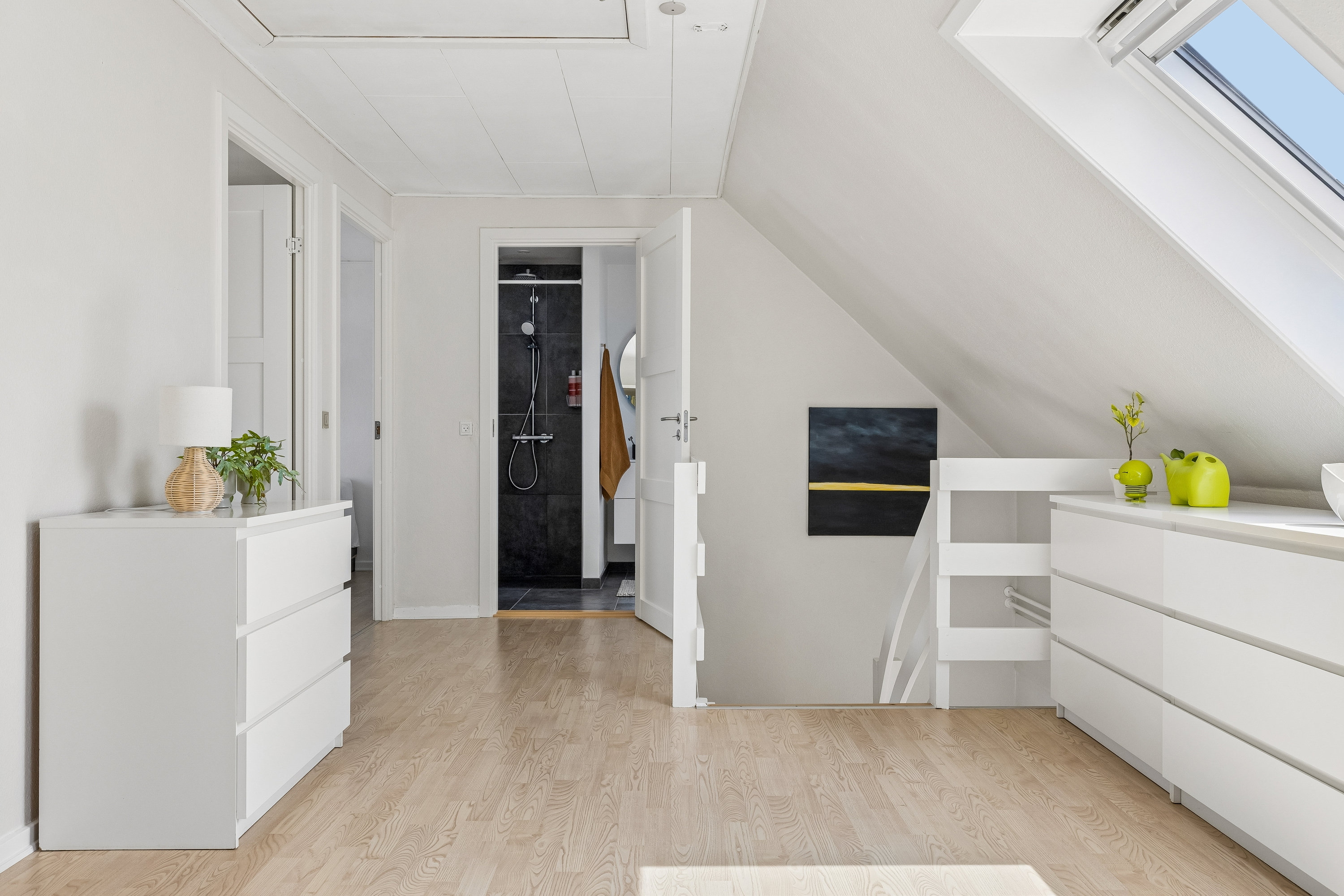 Fremhævet værelse billede i fuldskærmstilstand. Billede af Rensdyrløkken 123, Slukefter, 5210 Odense NV