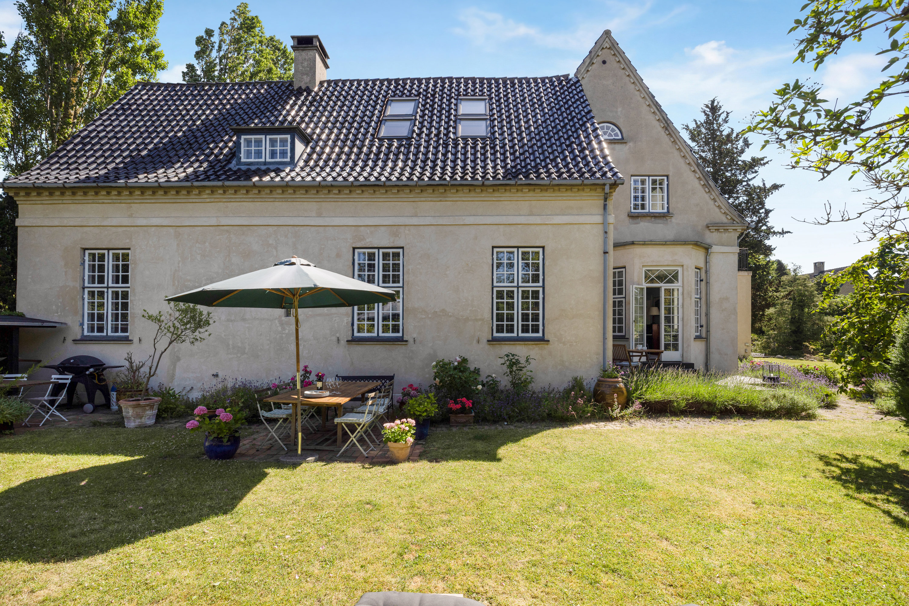 Fremhævet have billede i fuldskærmstilstand. Billede af Hans Jensens Vej 15, st. th., 2900 Hellerup