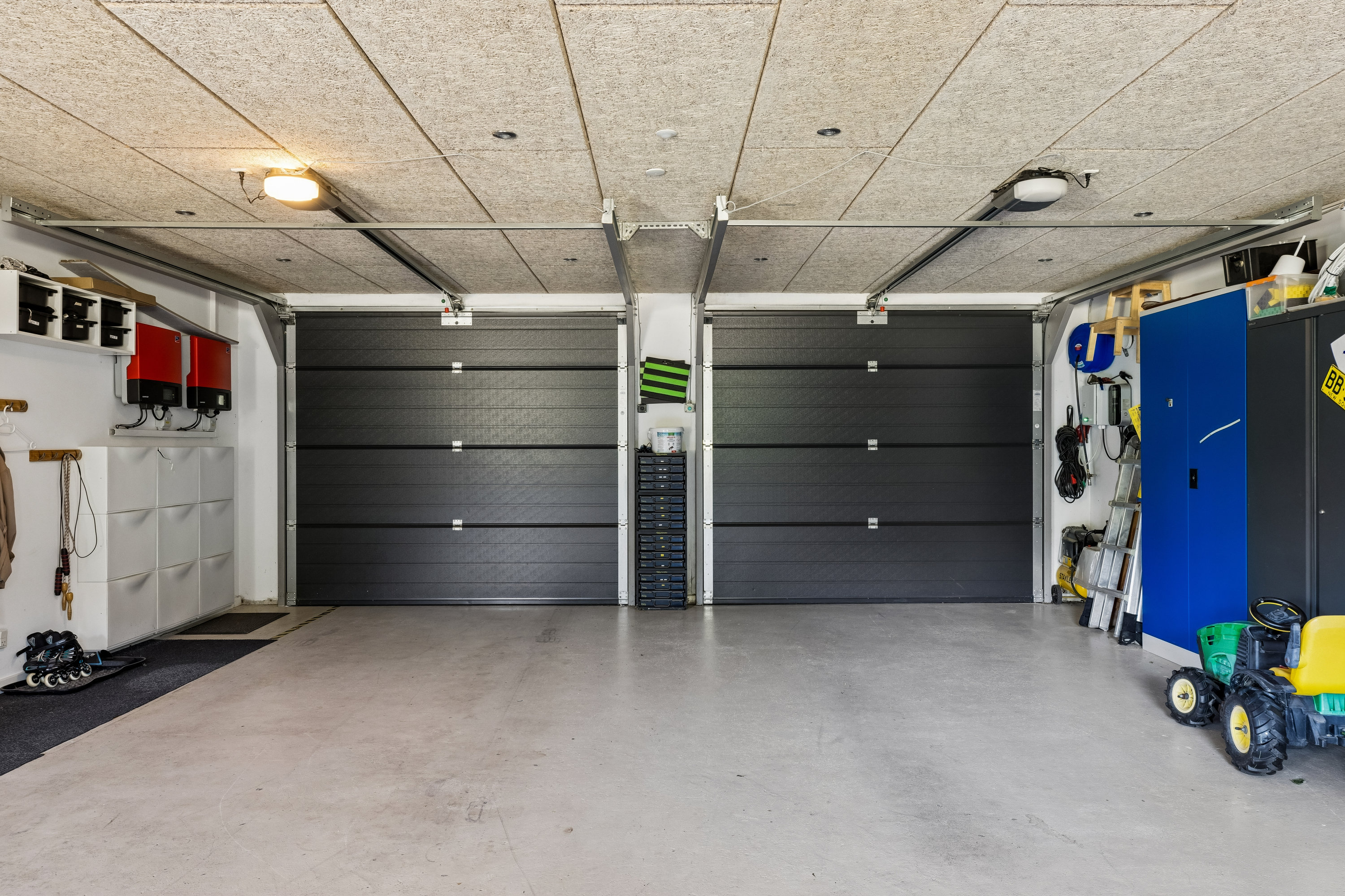Fremhævet garage billede i fuldskærmstilstand. Billede af Dyrhøj 67, 6300 Gråsten