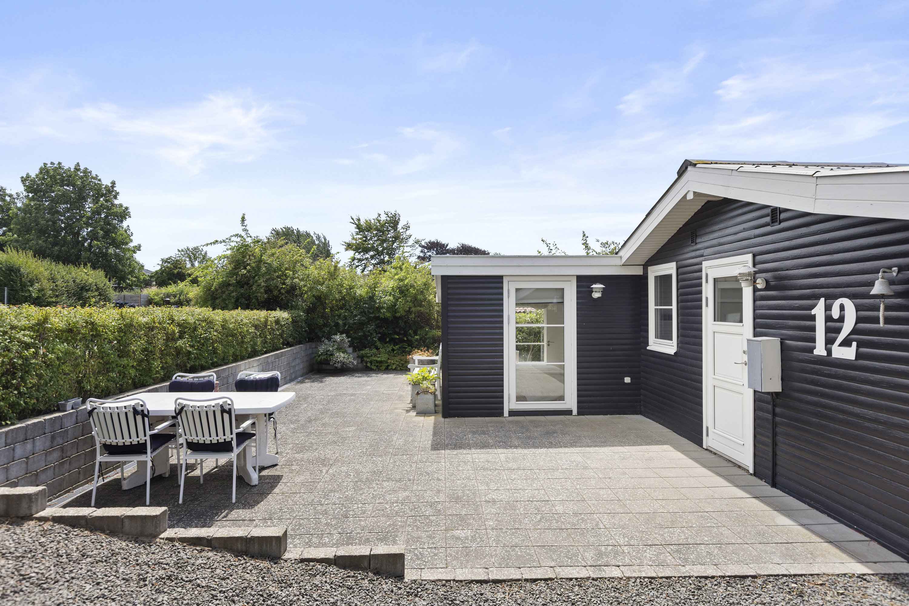 Fremhævet terrasse billede i fuldskærmstilstand. Billede af Dalkærvej 12, Næsby Strand, 4200 Slagelse