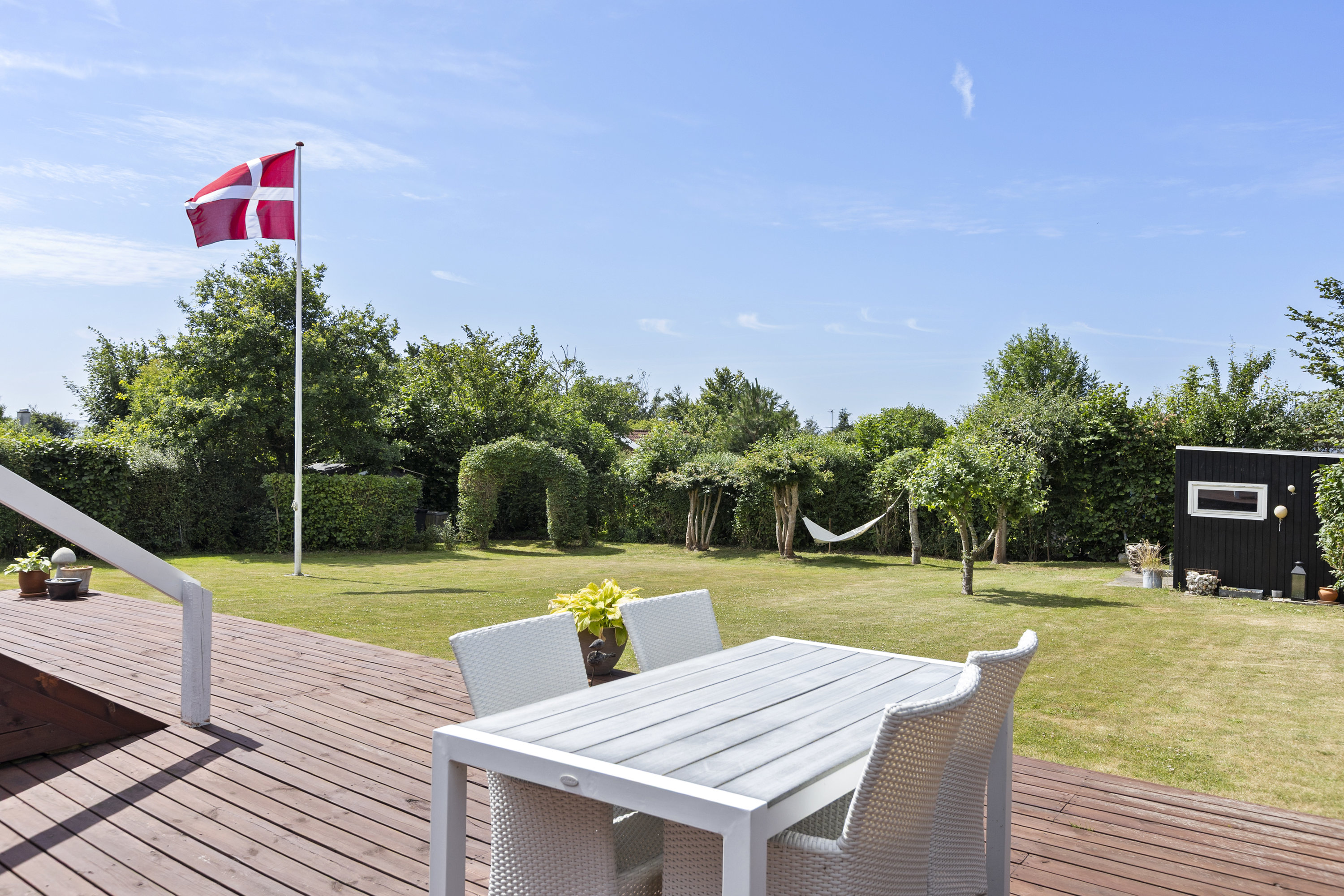 Fremhævet terrasse billede i fuldskærmstilstand. Billede af Dalkærvej 12, Næsby Strand, 4200 Slagelse