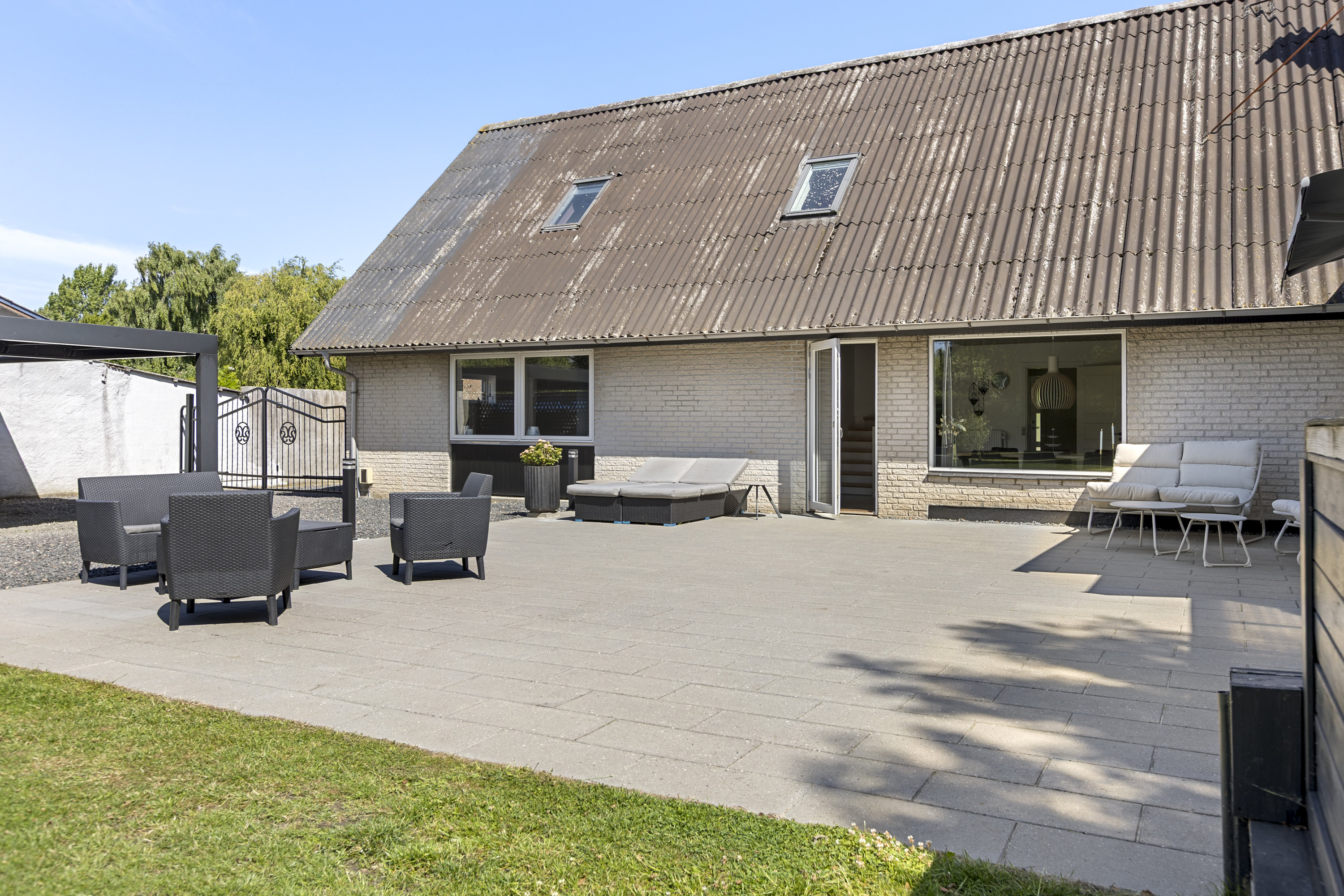 Fremhævet terrasse billede i fuldskærmstilstand. Billede af Klovbygade 22, 4490 Jerslev Sjælland
