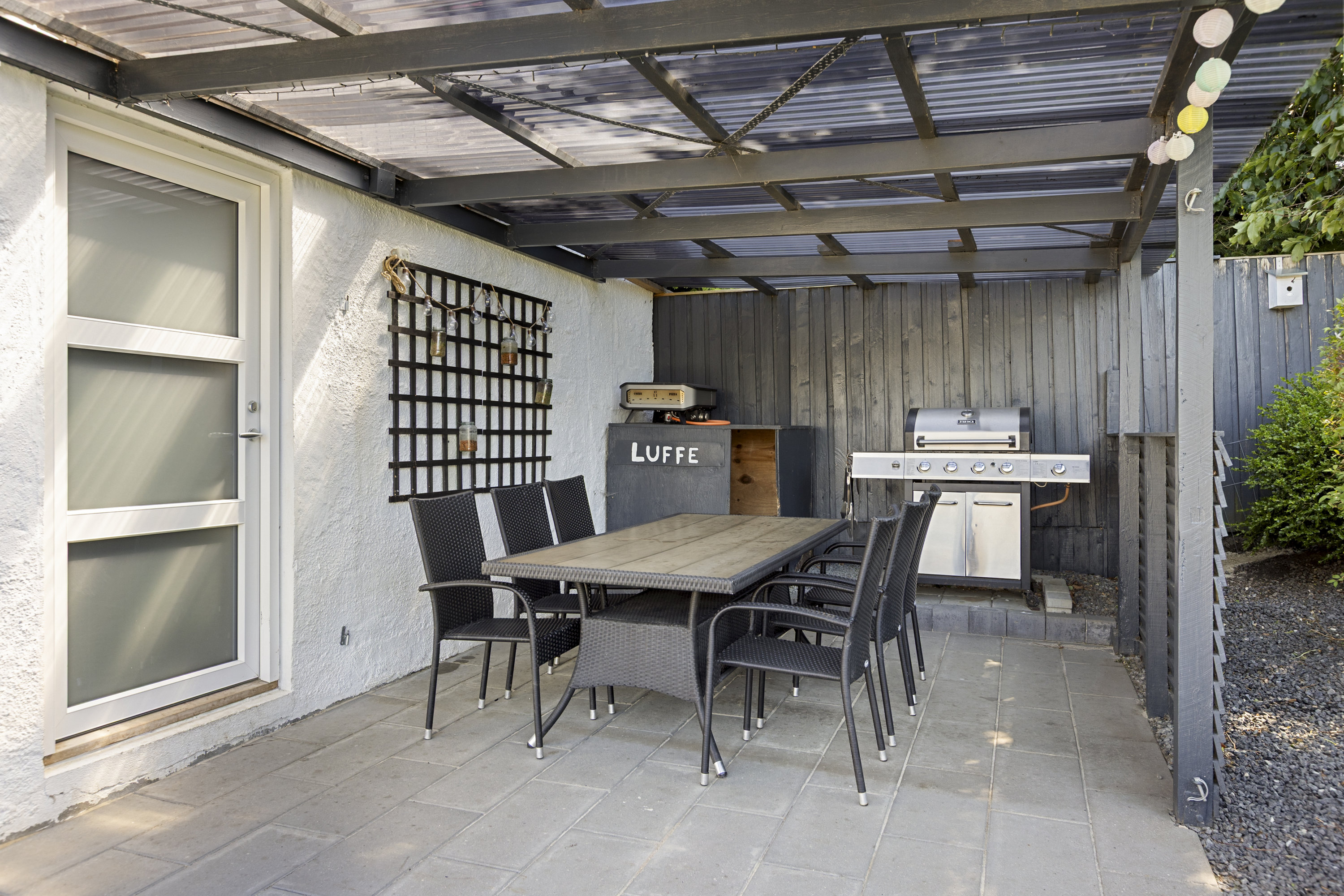 Fremhævet overdækket terrasse billede i fuldskærmstilstand. Billede af Klovbygade 22, 4490 Jerslev Sjælland