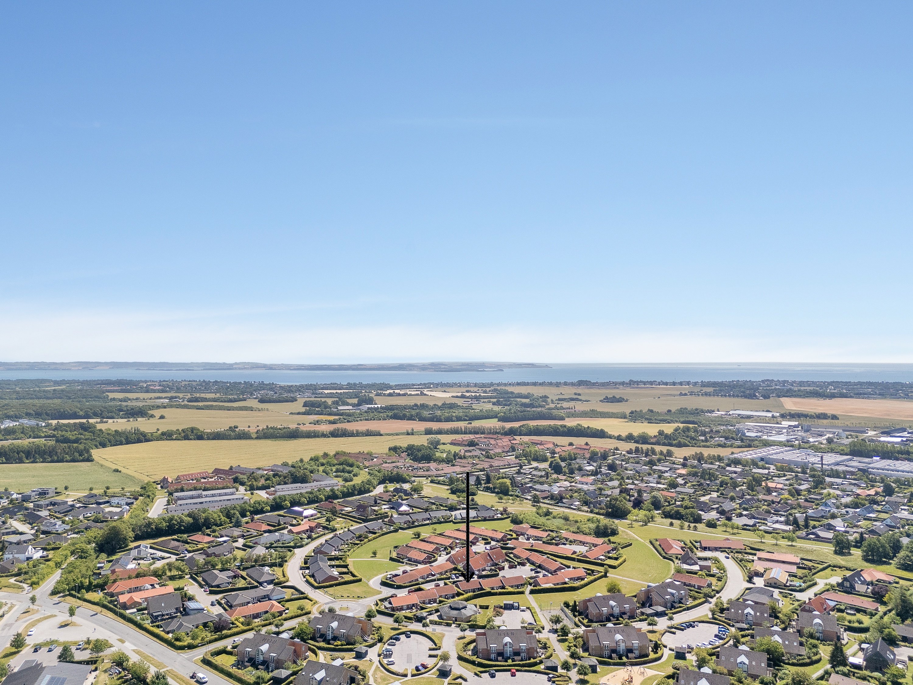 Fremhævet luftfoto billede i fuldskærmstilstand. Billede af Bøgehaven 8, 8520 Lystrup