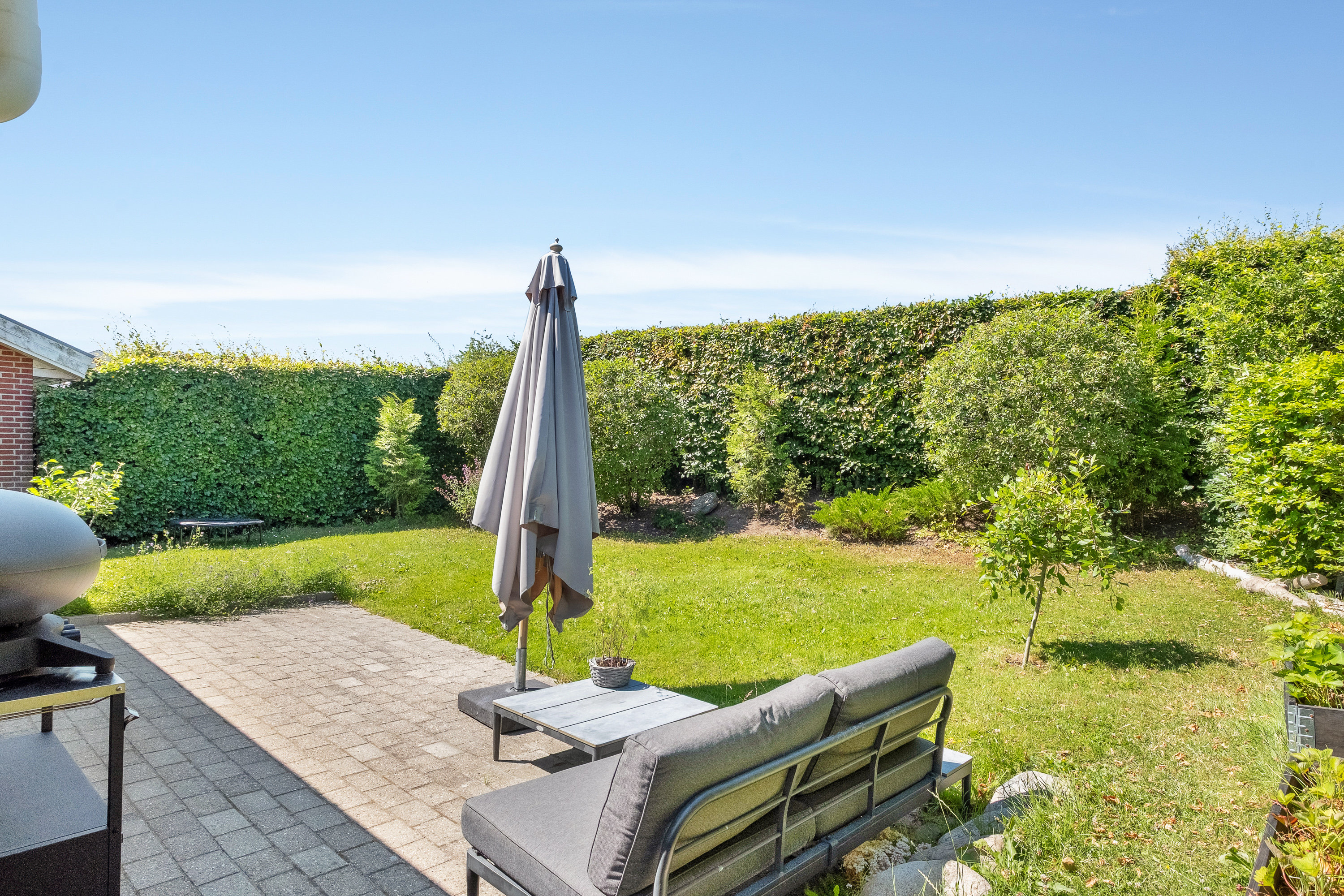 Fremhævet terrasse billede i fuldskærmstilstand. Billede af Bøgehaven 8, 8520 Lystrup