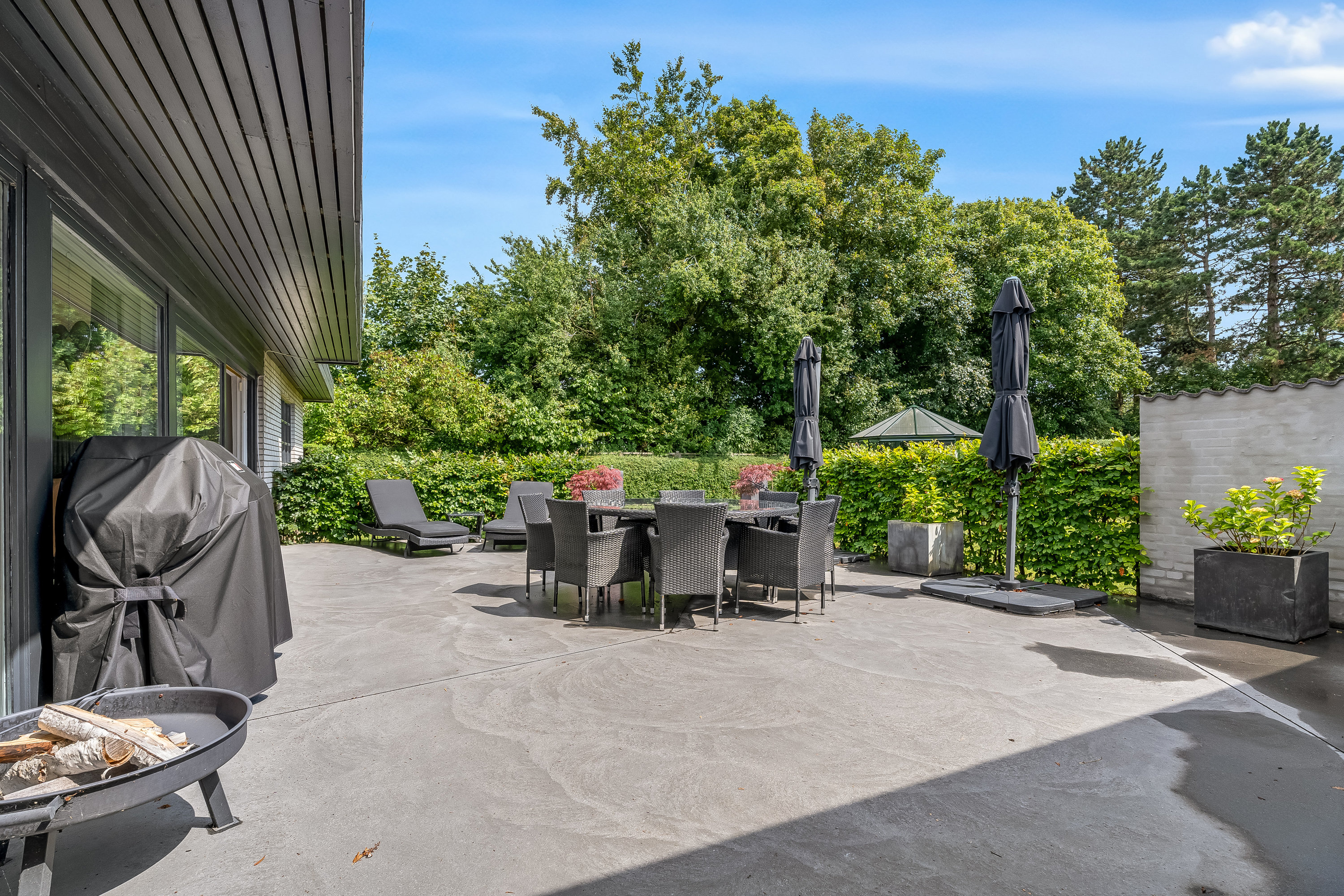 Fremhævet terrasse billede i fuldskærmstilstand. Billede af Tulipanvej 3, 4920 Søllested