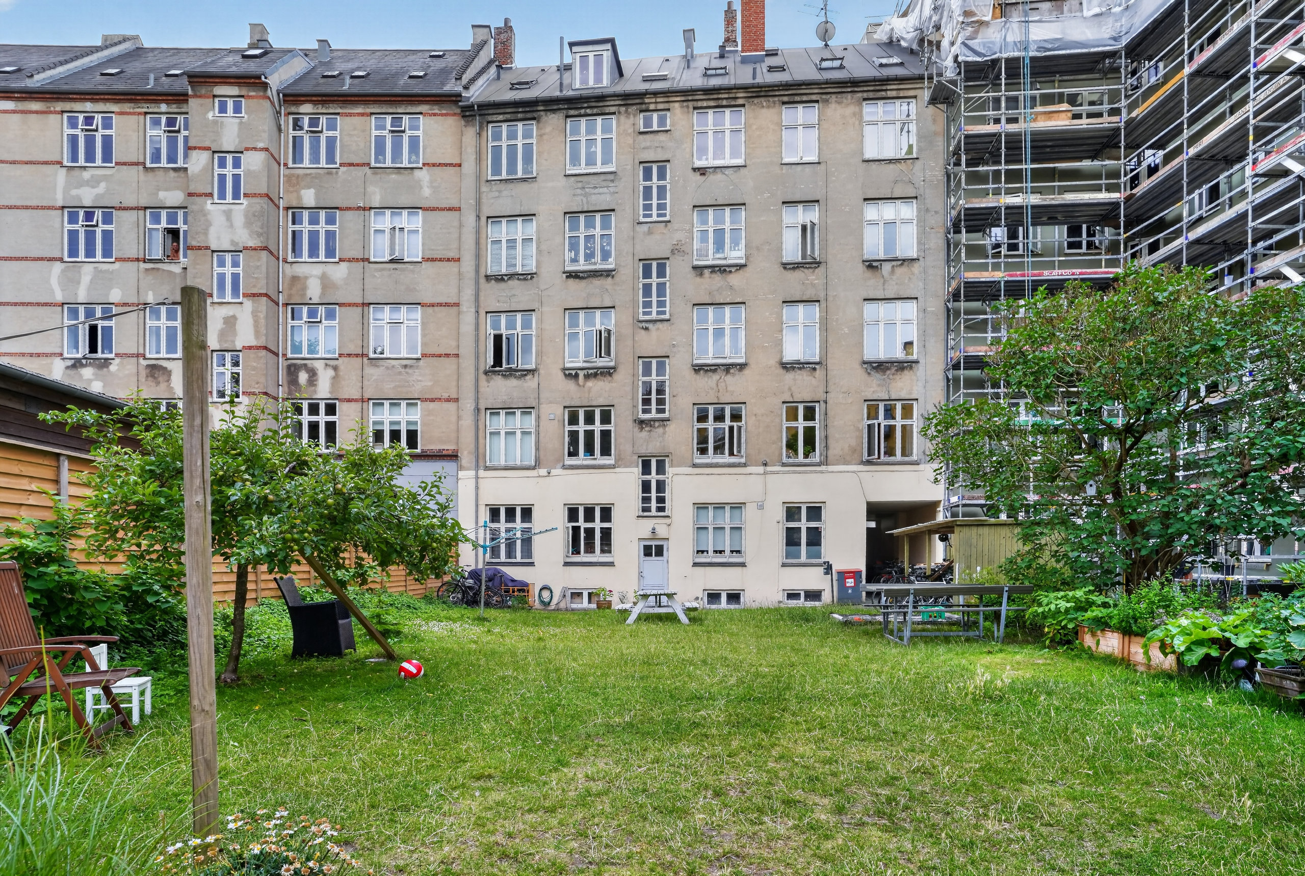 Fremhævet gårdmiljø billede i fuldskærmstilstand. Billede af Valby Langgade 98, 2. th., 2500 Valby