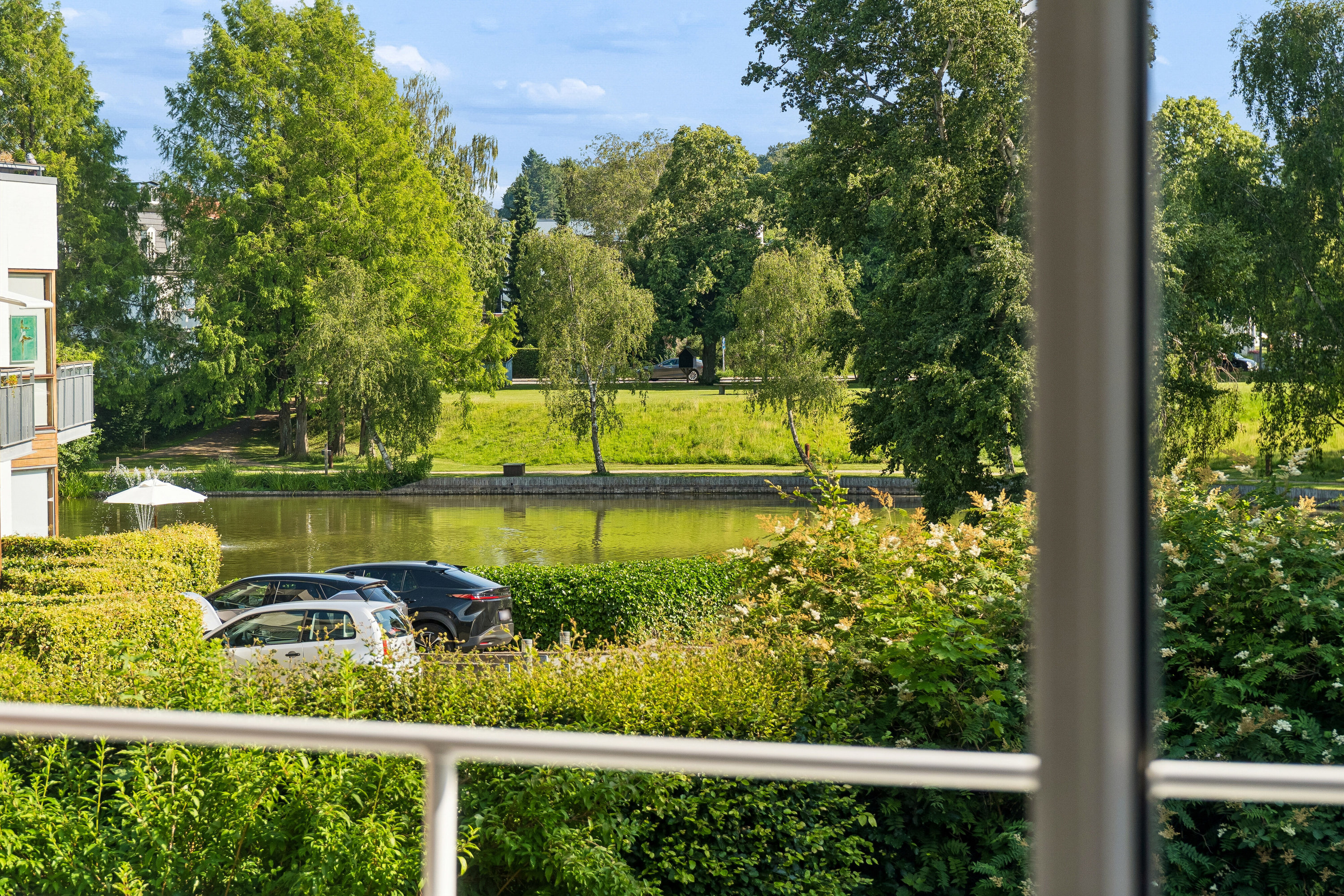 Fremhævet udsigt billede i fuldskærmstilstand. Billede af Usserød Kongevej 2, 1. tv., 2970 Hørsholm