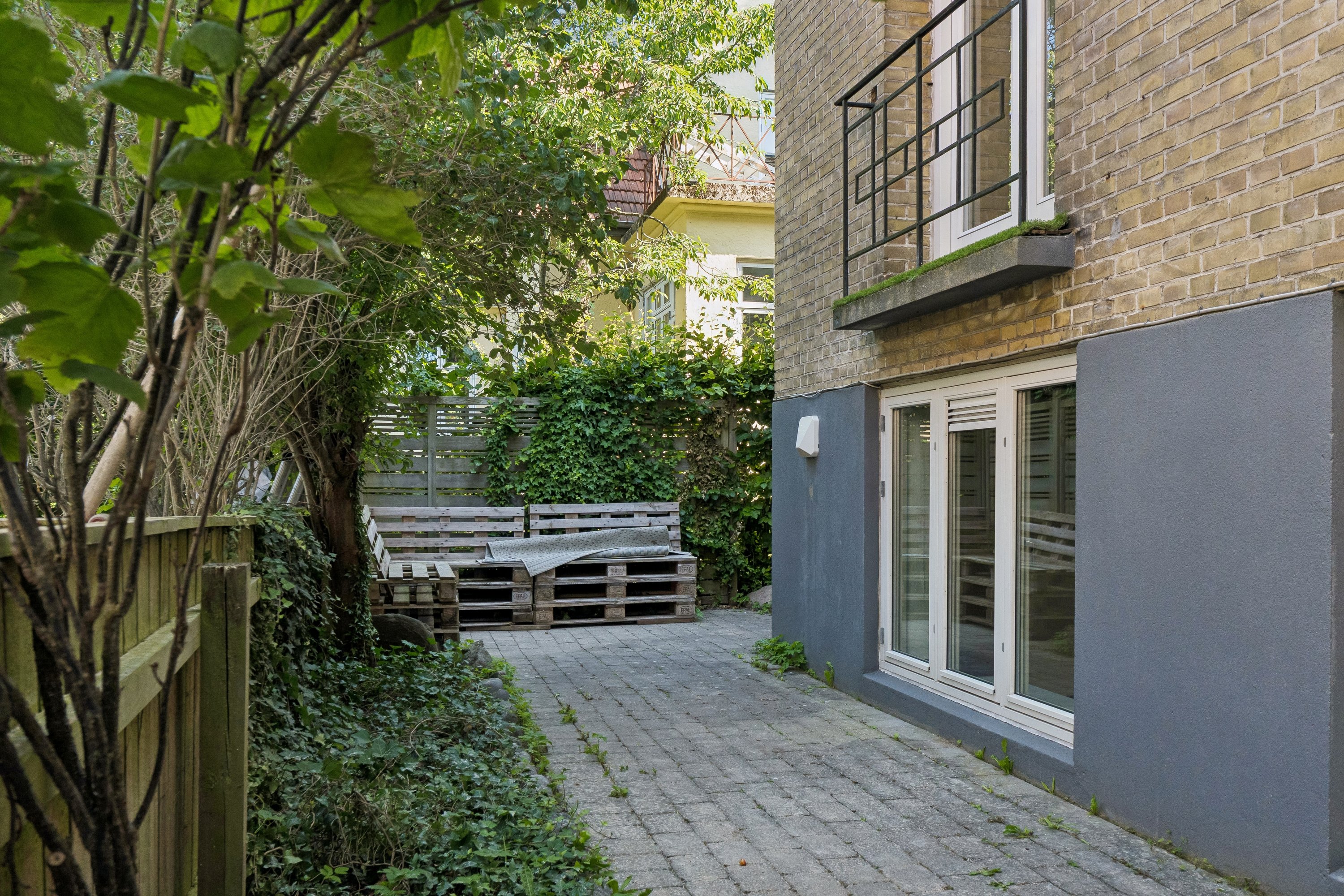 Fremhævet andet billede i fuldskærmstilstand. Billede af Hjallesevej 57, st. th., 5000 Odense C