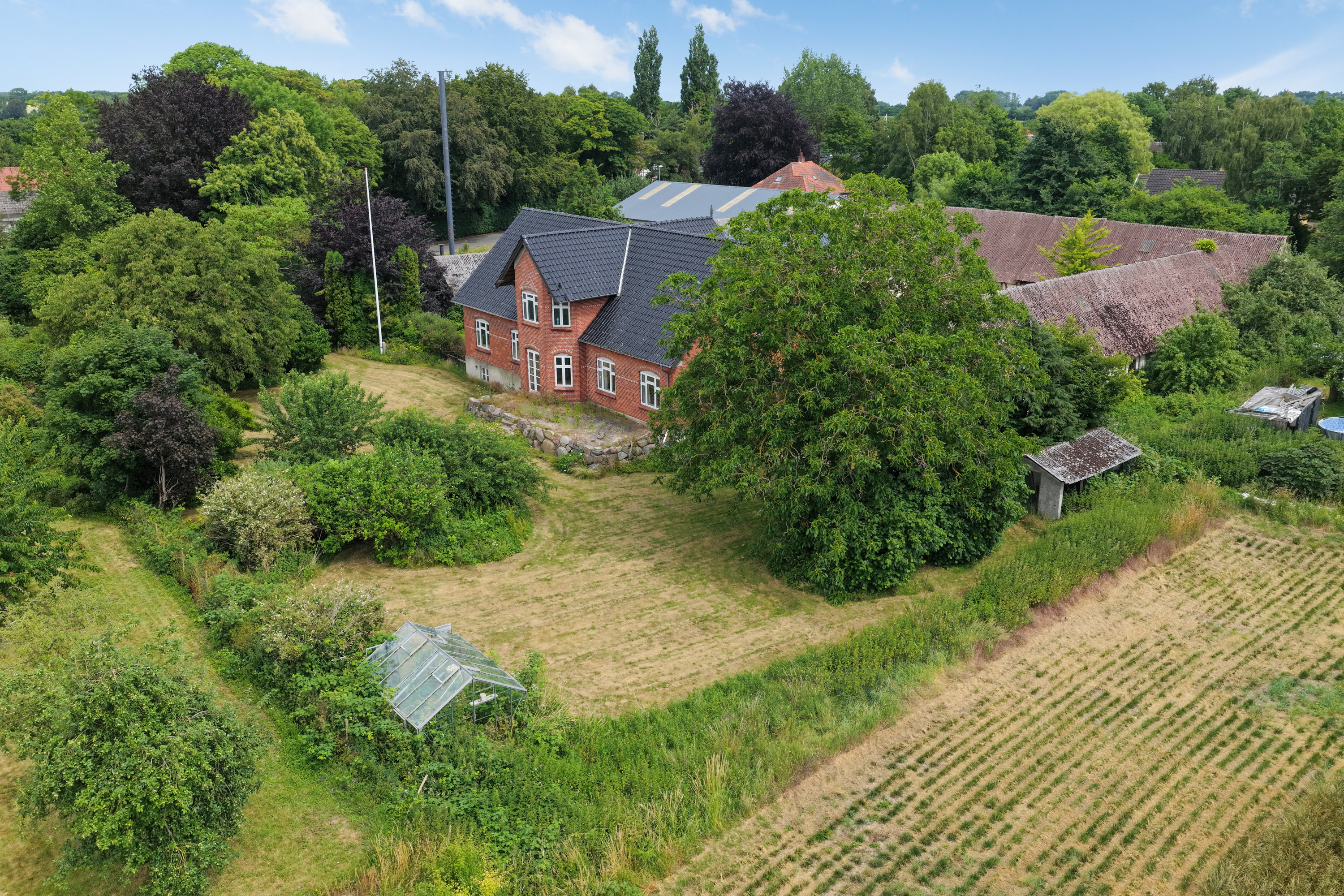 Fremhævet luftfoto billede i fuldskærmstilstand. Billede af Juelsbergvej 2, Juelsberg, 5800 Nyborg