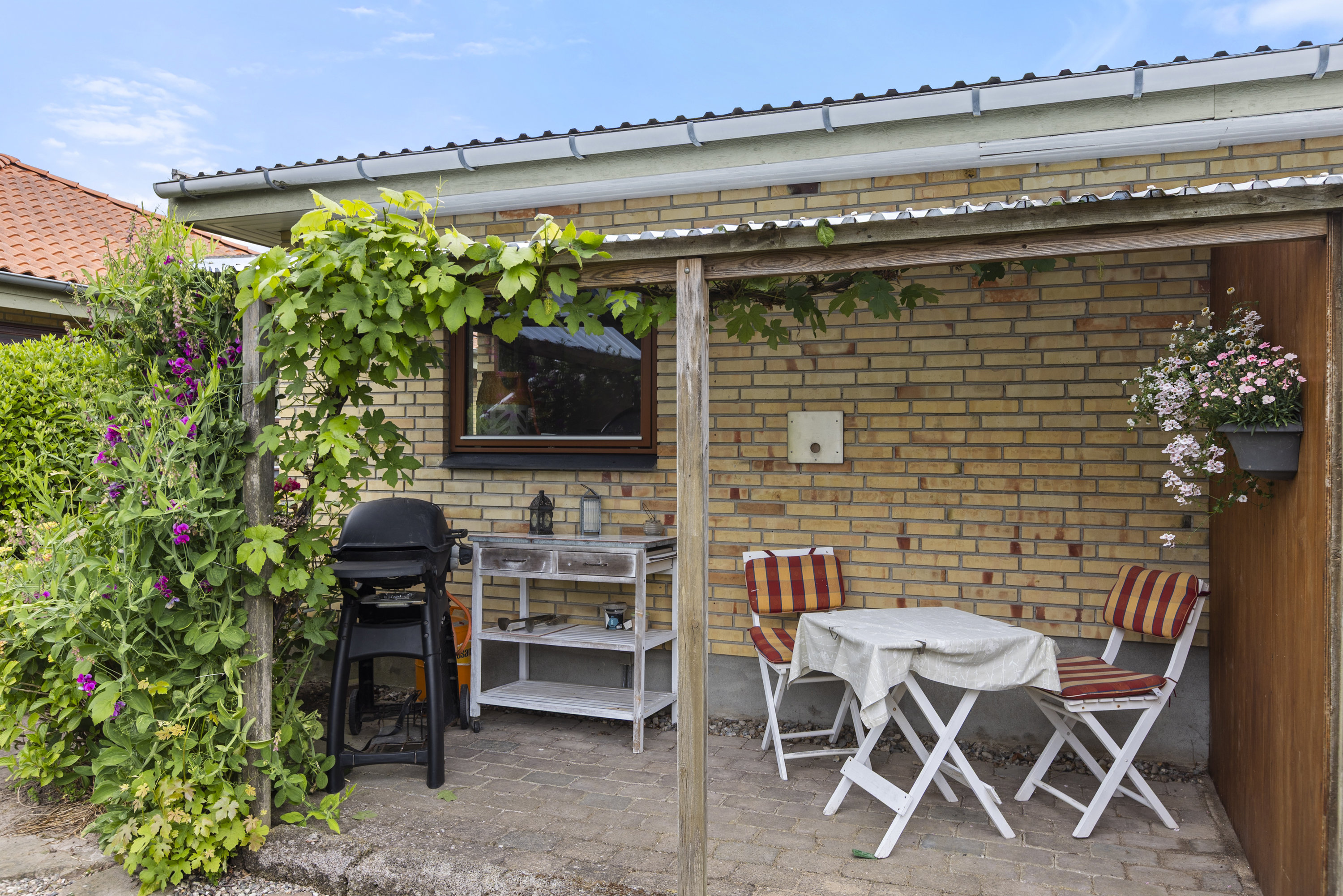 Fremhævet terrasse billede i fuldskærmstilstand. Billede af Hestetoften 18, 4400 Kalundborg