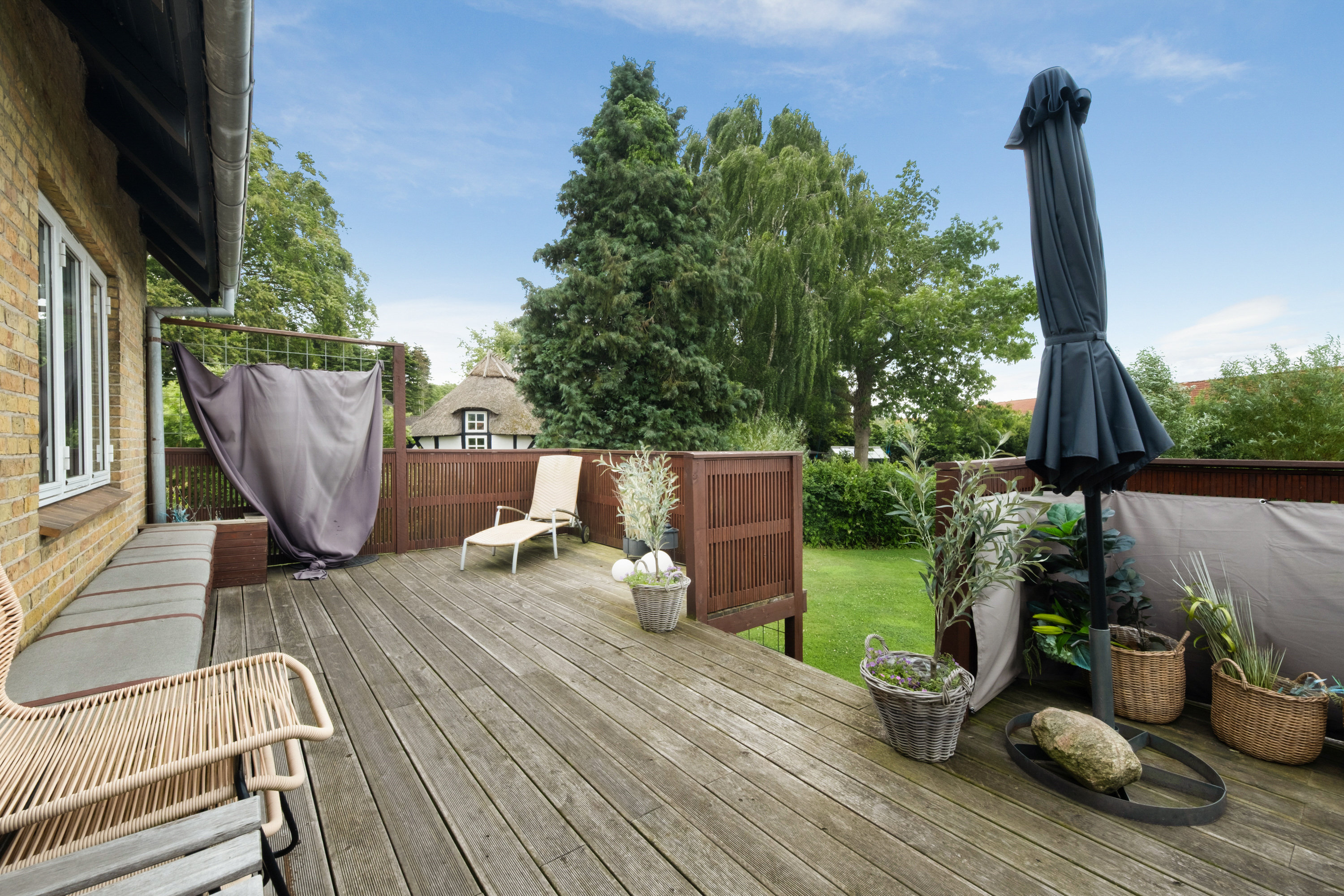 Fremhævet terrasse billede i fuldskærmstilstand. Billede af Landø 12, 5683 Haarby