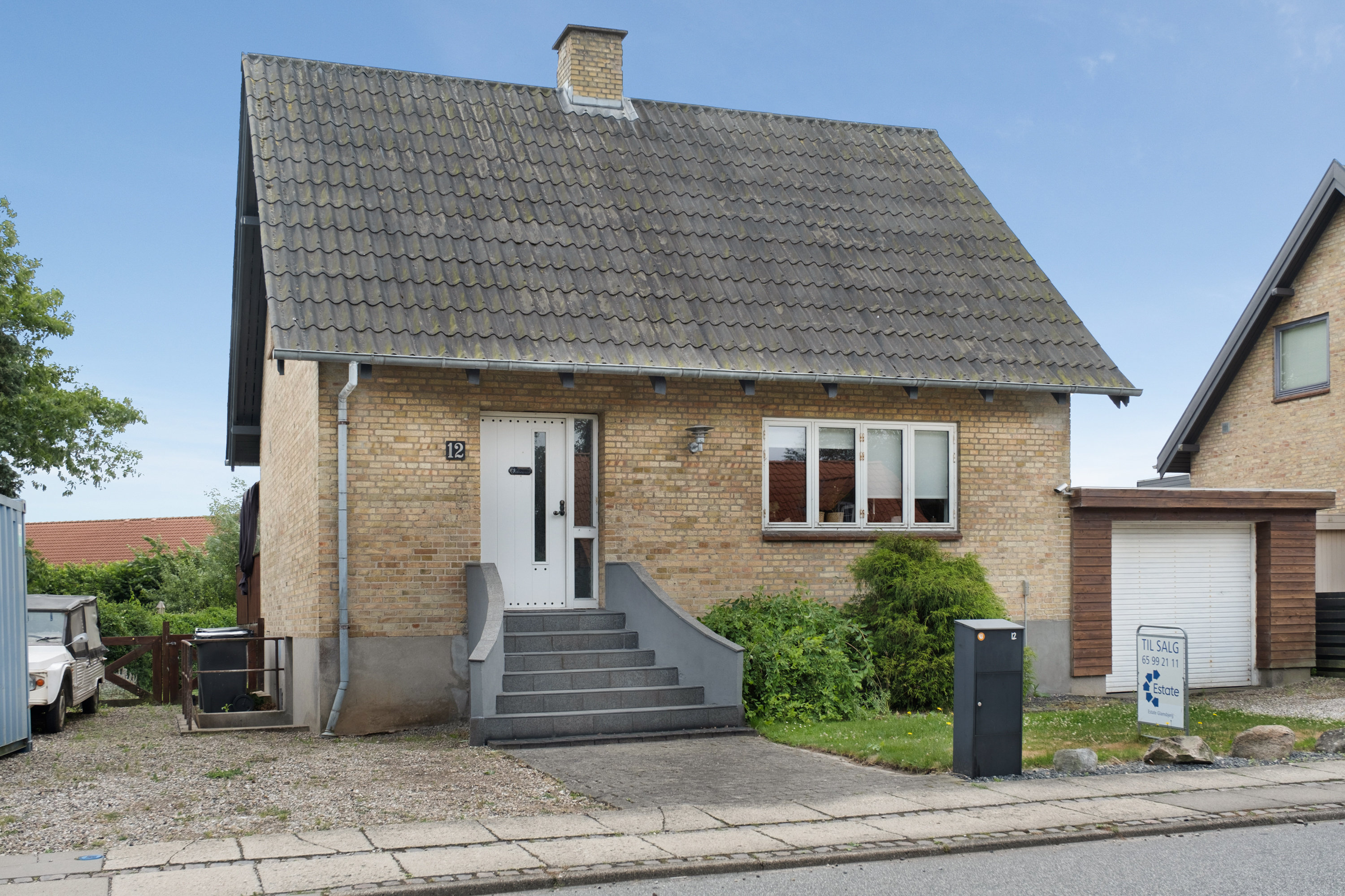 Fremhævet facade billede i fuldskærmstilstand. Billede af Landø 12, 5683 Haarby