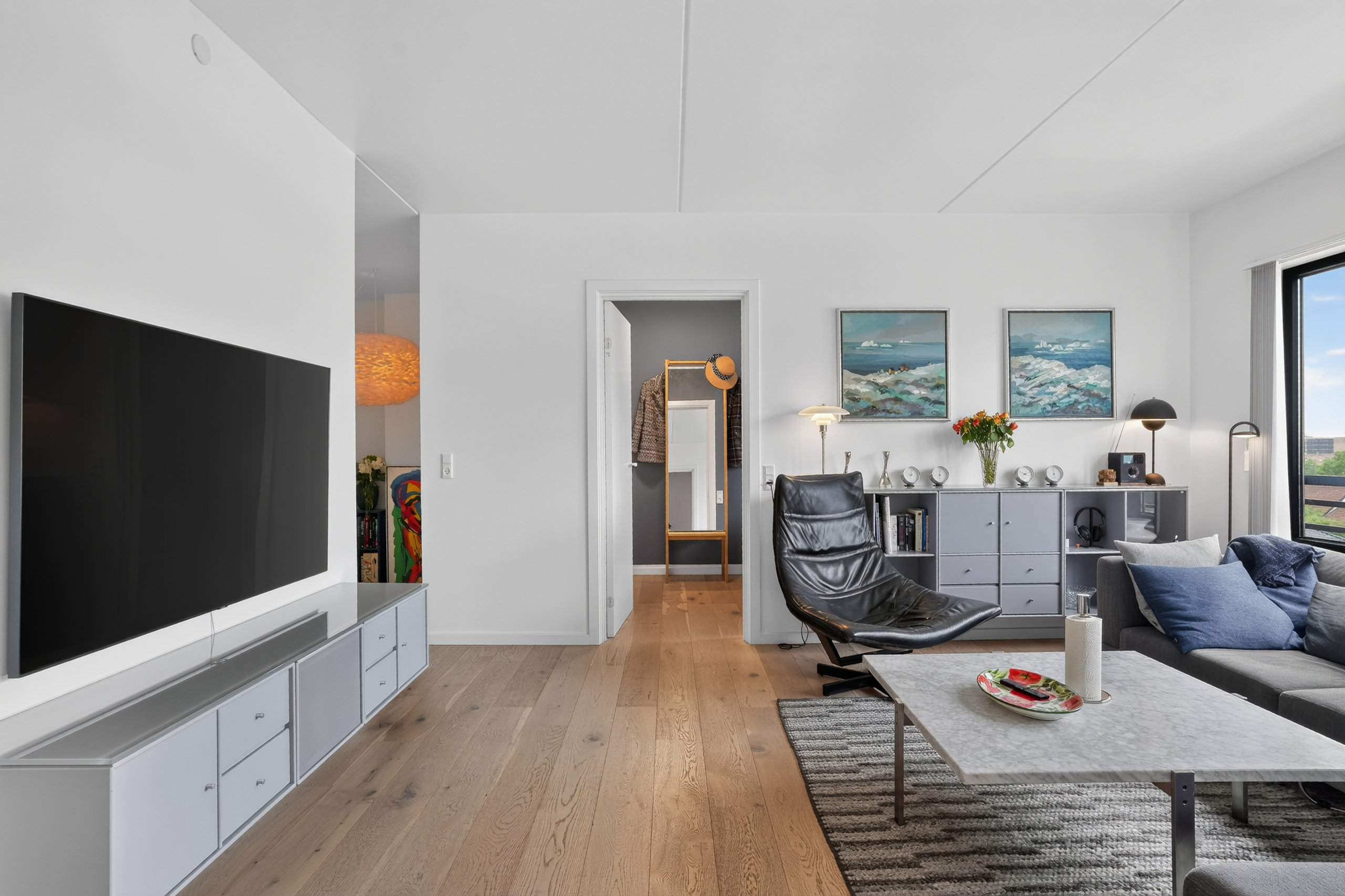 Fremhævet stue billede i fuldskærmstilstand. Billede af Vagtelvej 59, 4. mf., 2000 Frederiksberg
