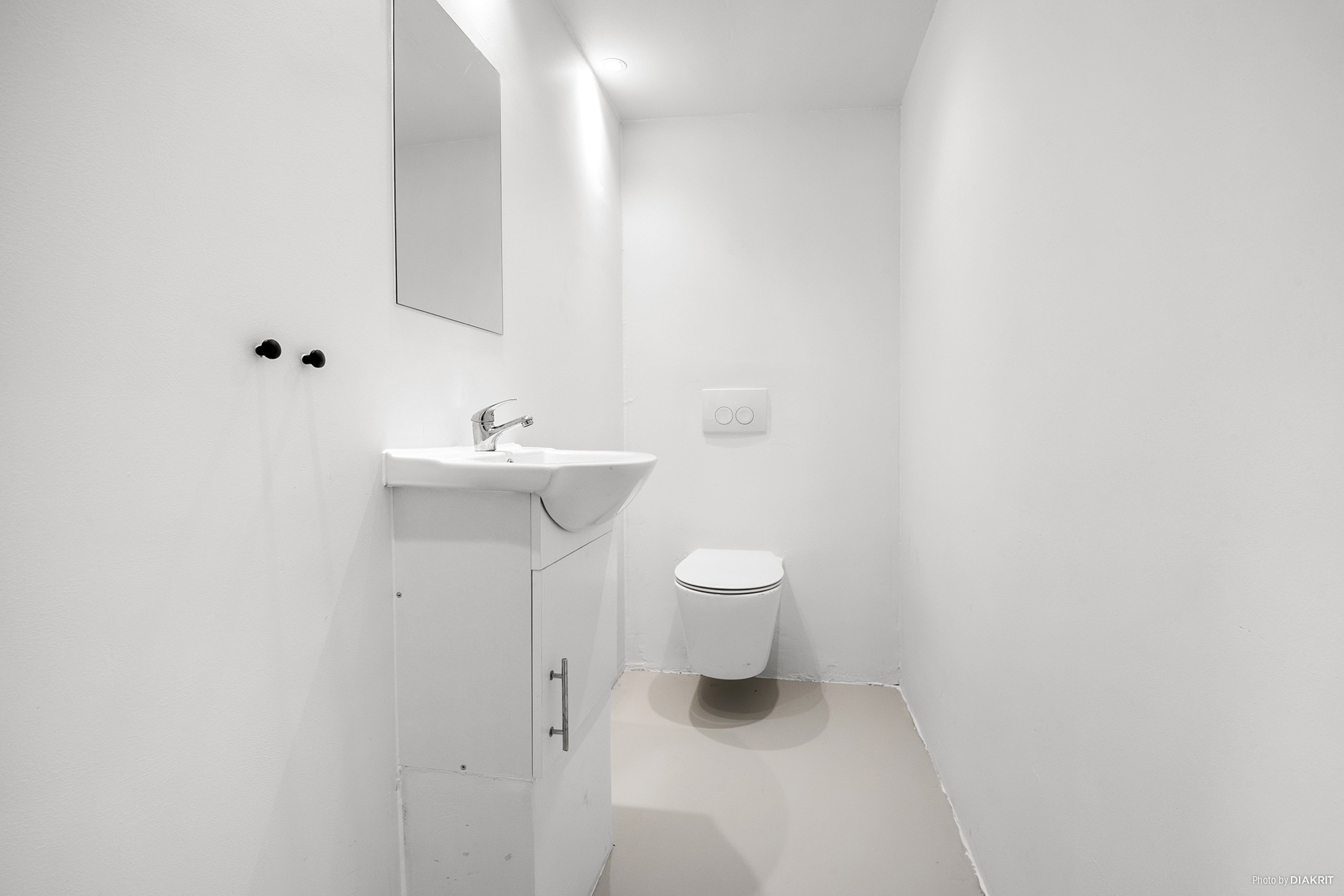 Fremhævet toilet billede i fuldskærmstilstand. Billede af Holmevej 8, 4600 Køge