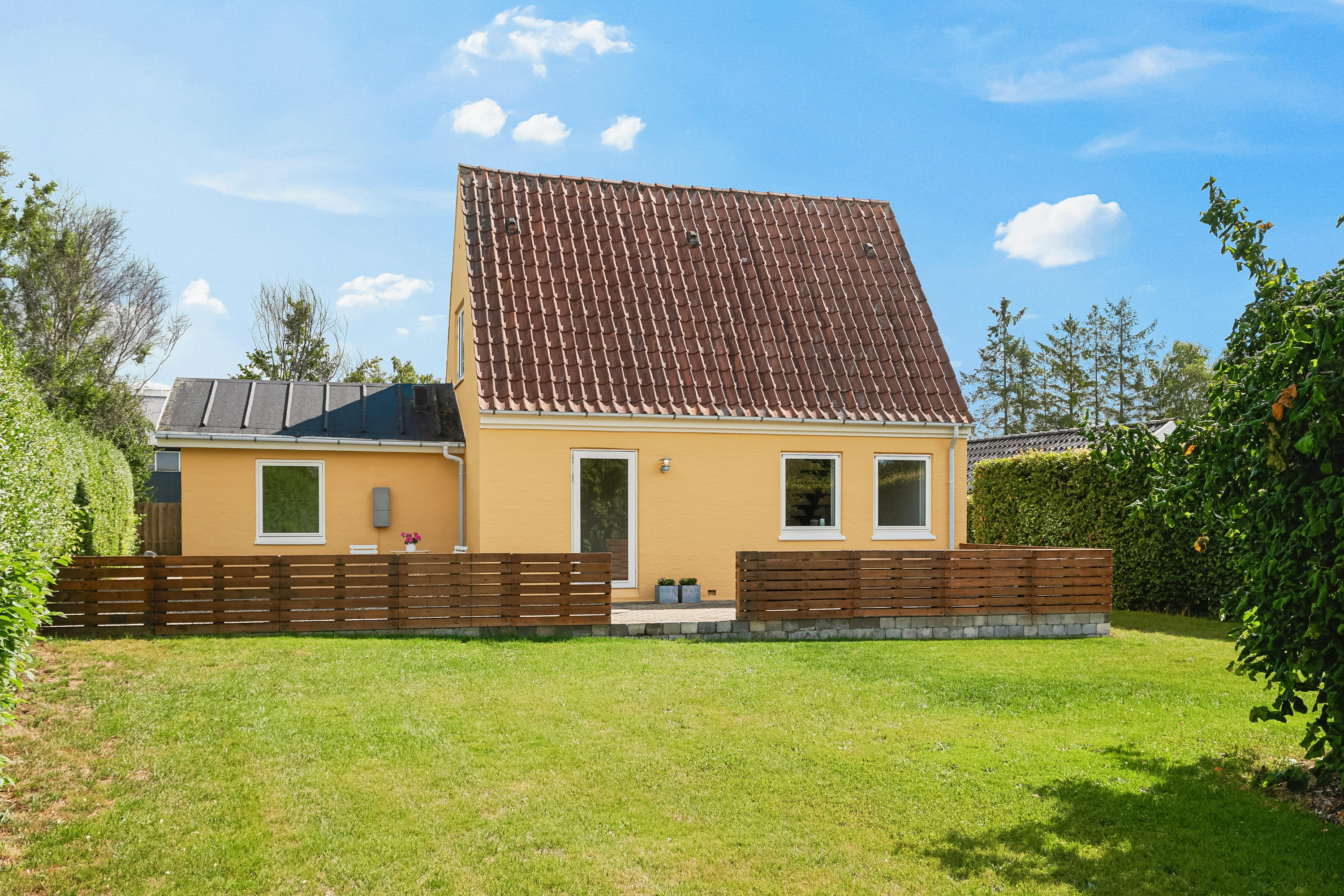 Miniaturebillede 1: facade. Billede af Bøgebjergvej 38, Sdr Broby, 5672 Broby