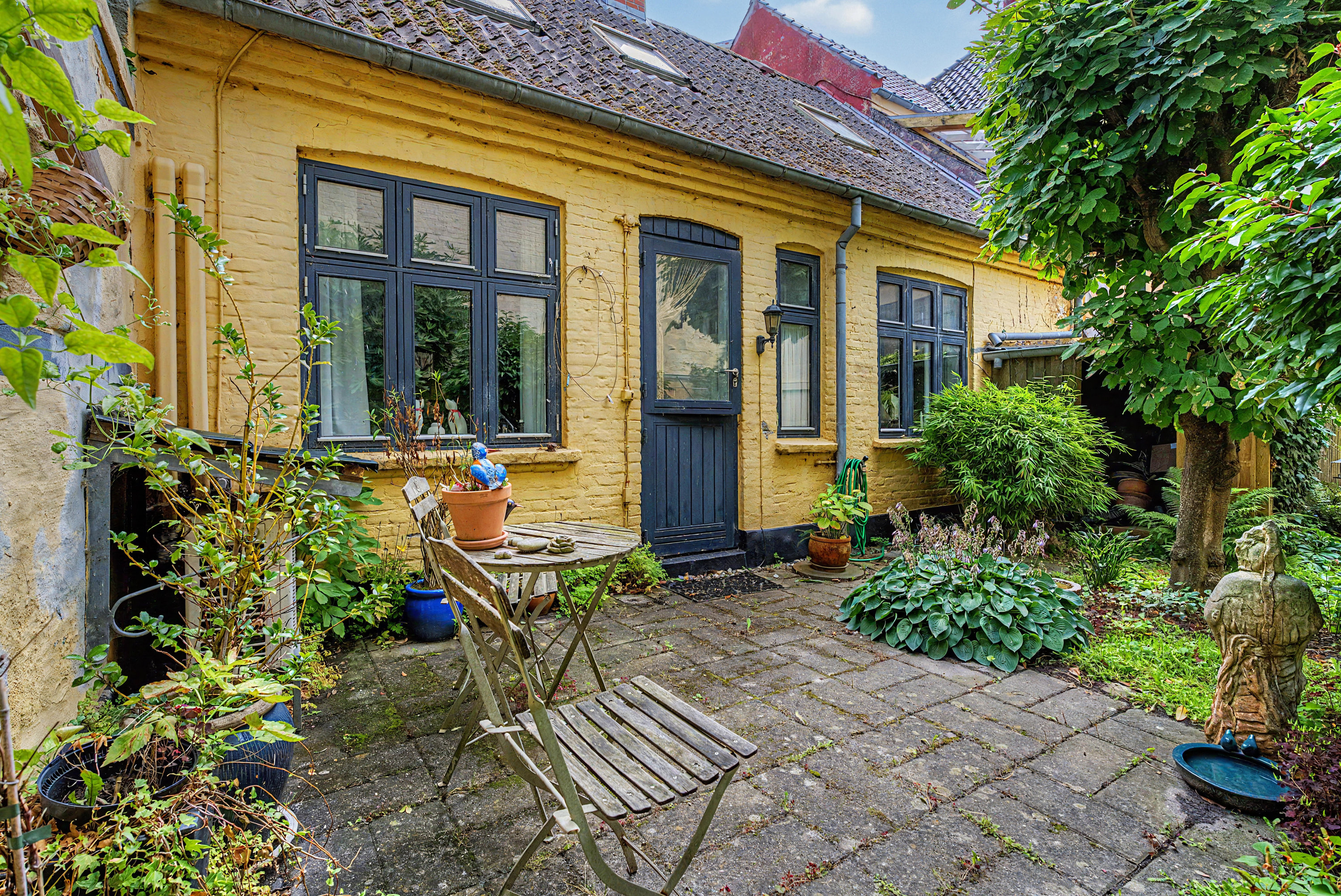 Fremhævet terrasse billede i fuldskærmstilstand. Billede af Farverensstræde 10, 4900 Nakskov
