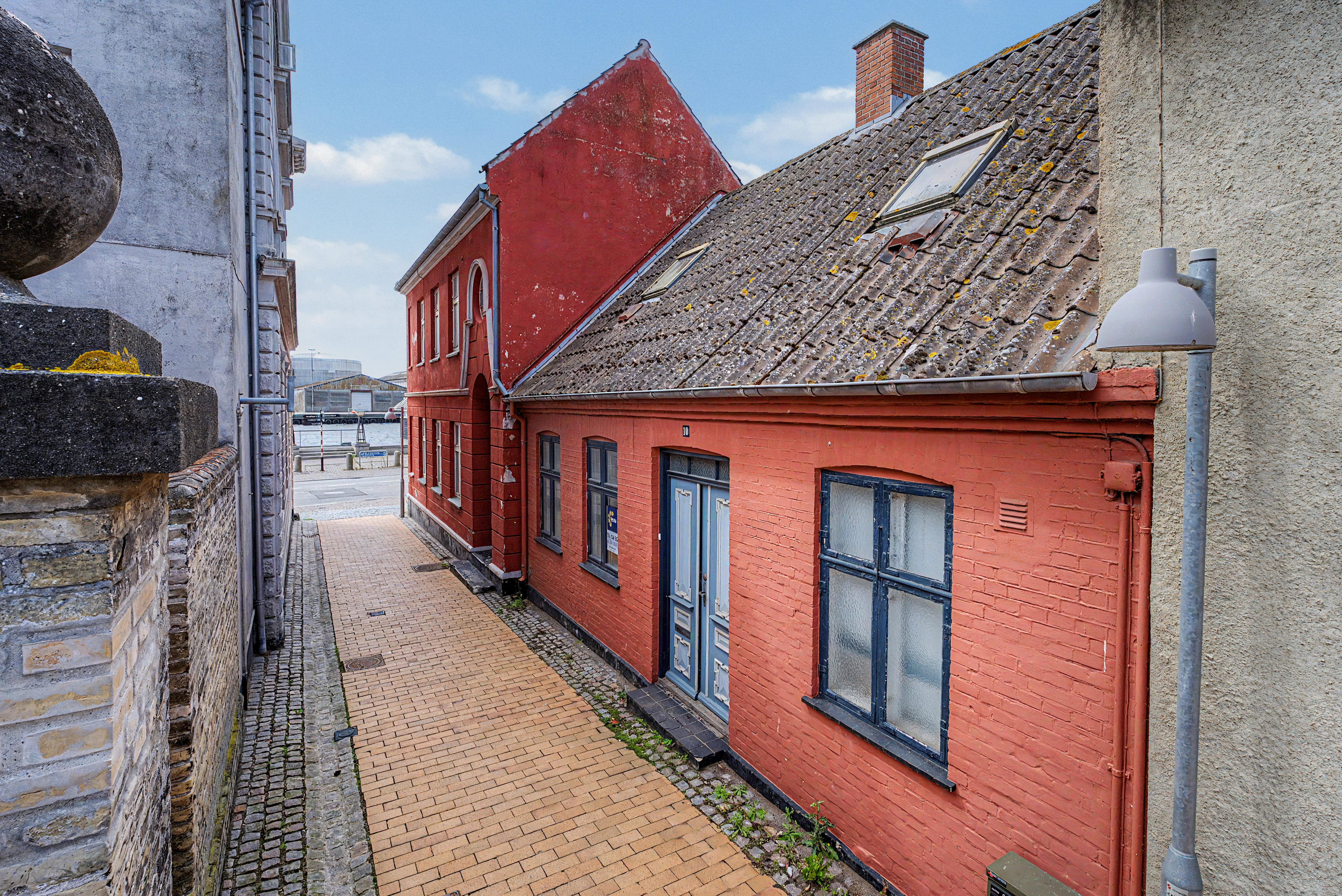 Fremhævet mastefoto billede i fuldskærmstilstand. Billede af Farverensstræde 10, 4900 Nakskov