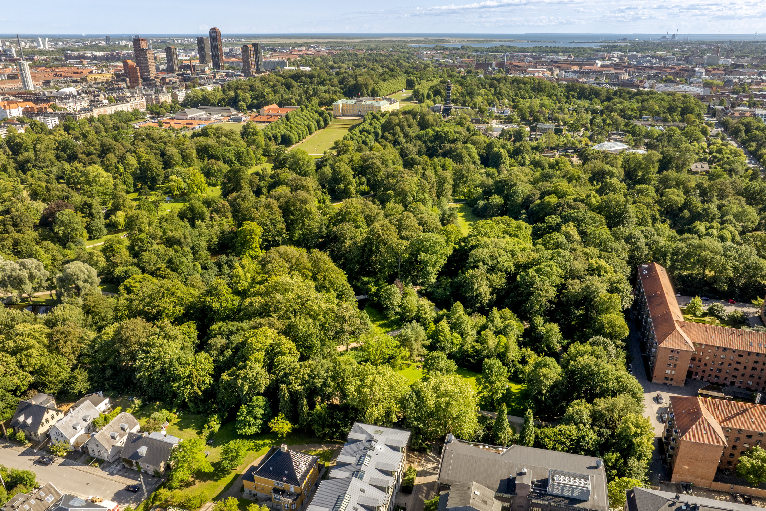Fremhævet  billede i fuldskærmstilstand. Billede af Porcelænshaven 4G, 2. mf., 2000 Frederiksberg