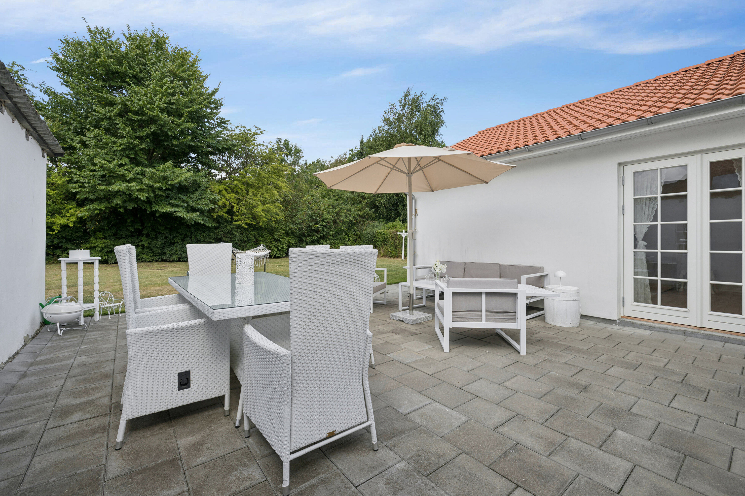 Fremhævet terrasse billede i fuldskærmstilstand. Billede af Æbleskivegyden 31, Allesø, 5270 Odense N