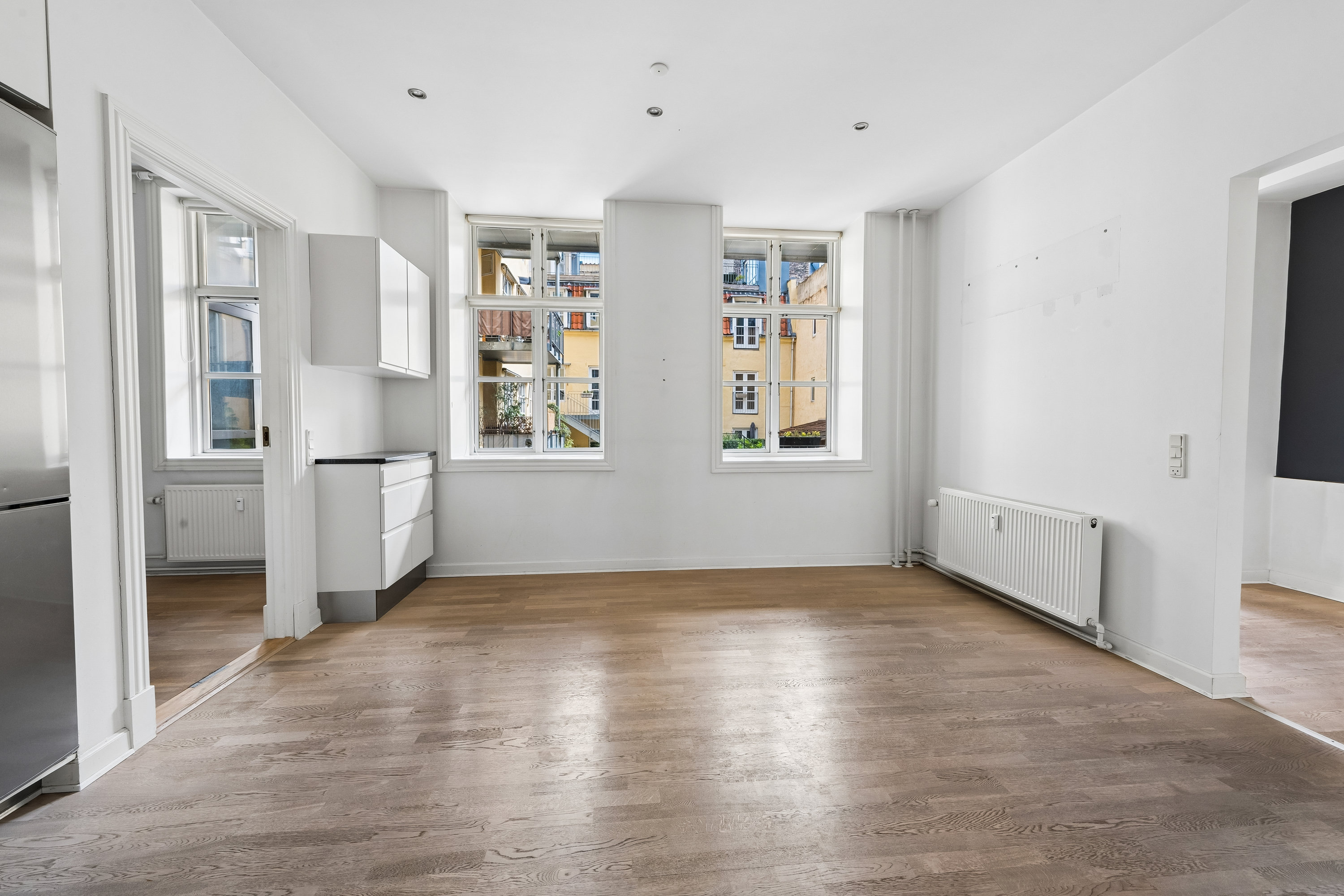 Fremhævet stue billede i fuldskærmstilstand. Billede af Store Kongensgade 92A, st., 1264 København K