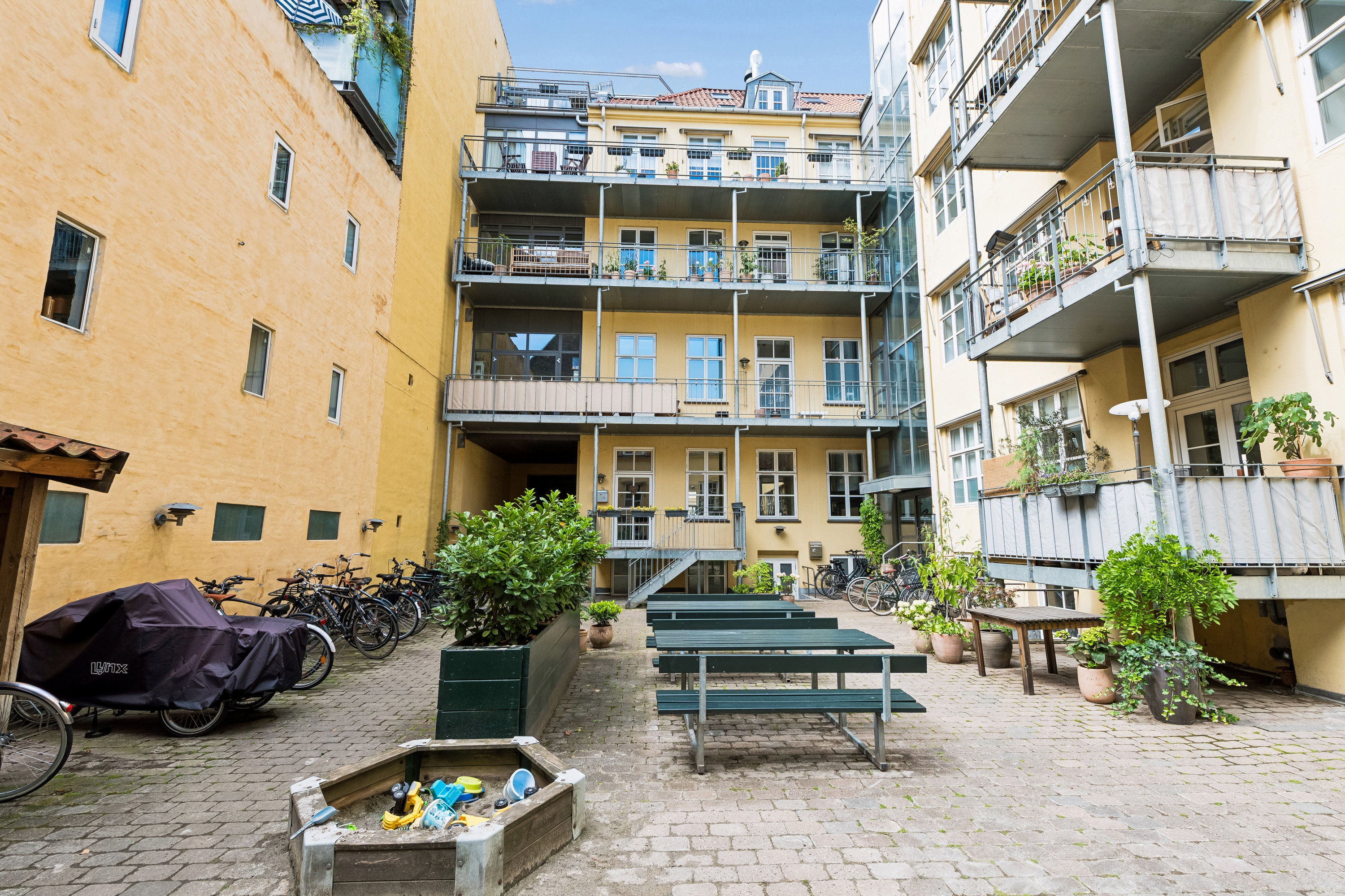 Fremhævet andet billede i fuldskærmstilstand. Billede af Store Kongensgade 92A, st., 1264 København K