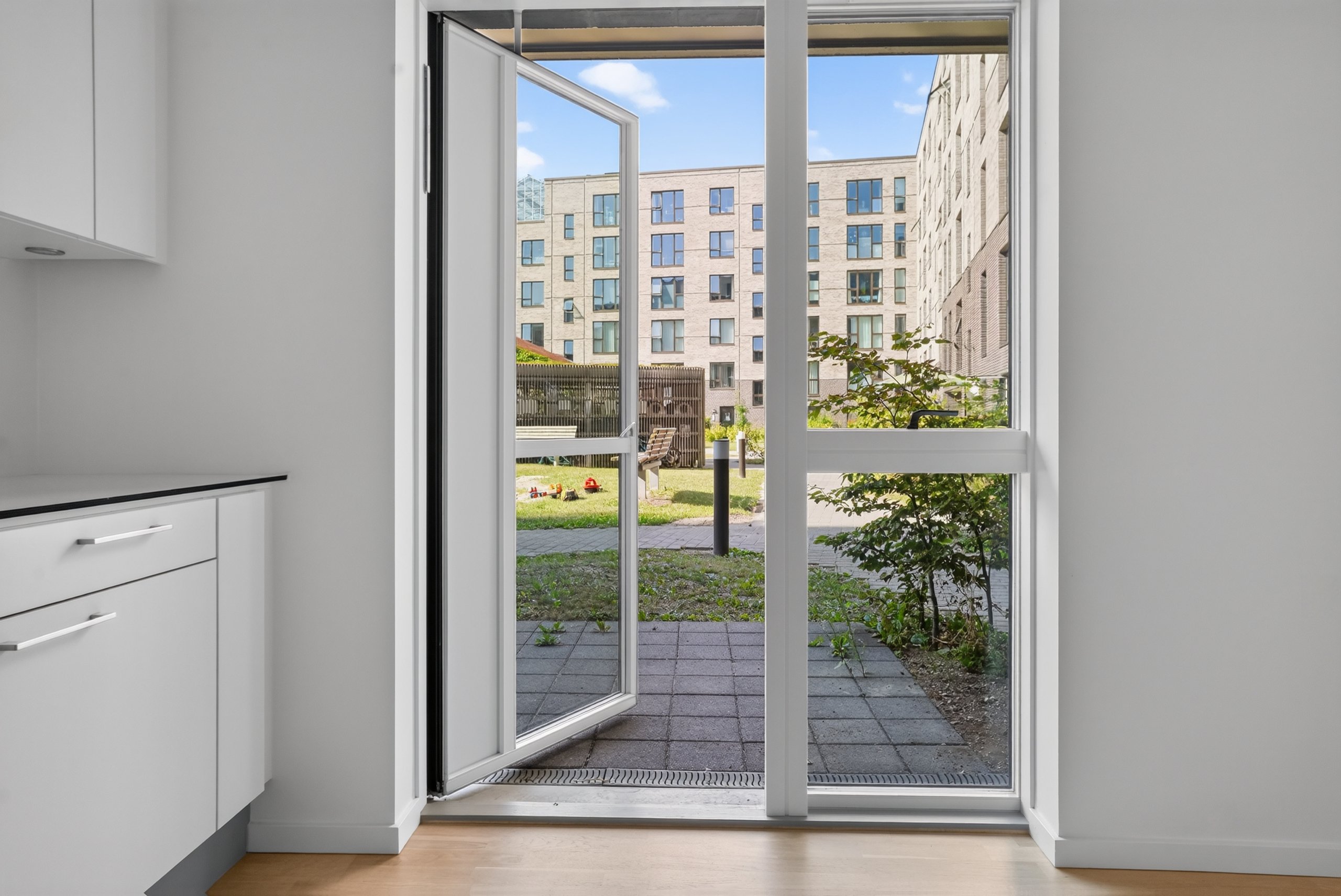 Miniaturebillede 2: terrasse. Billede af Ingrid Marievej 20, st. tv., 2500 Valby