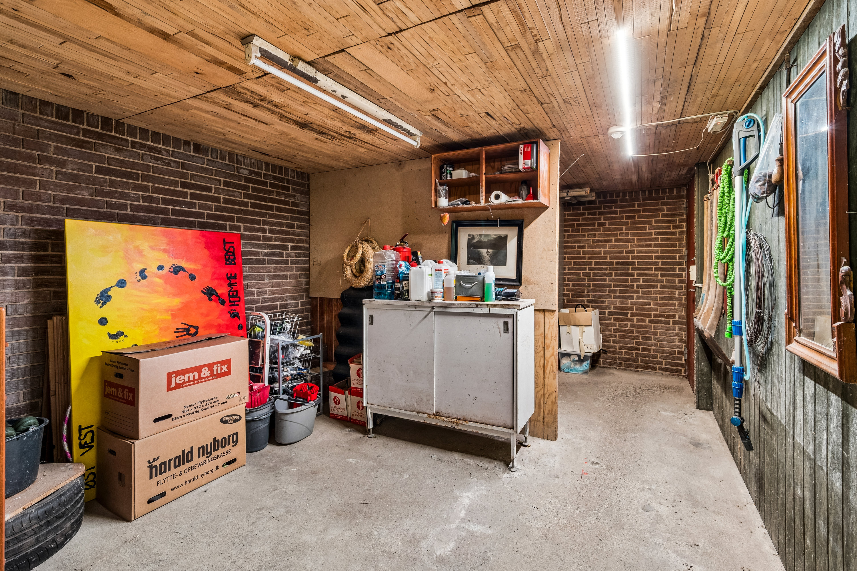 Fremhævet garage billede i fuldskærmstilstand. Billede af Kliplev Hovedgade 43, Kliplev, 6200 Aabenraa