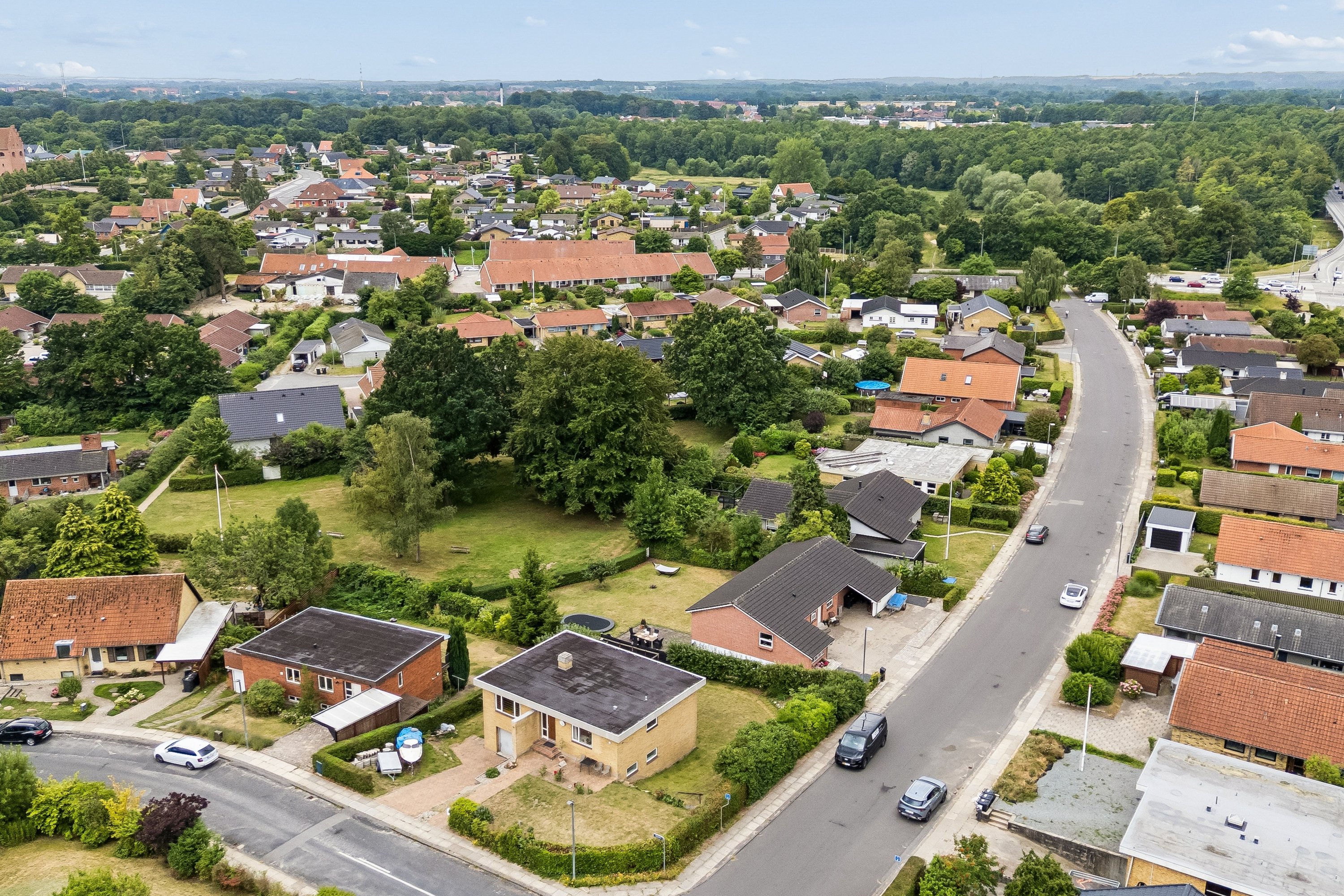 Fremhævet luftfoto billede i fuldskærmstilstand. Billede af Søgårdsvej 13, Næsby, 5270 Odense N