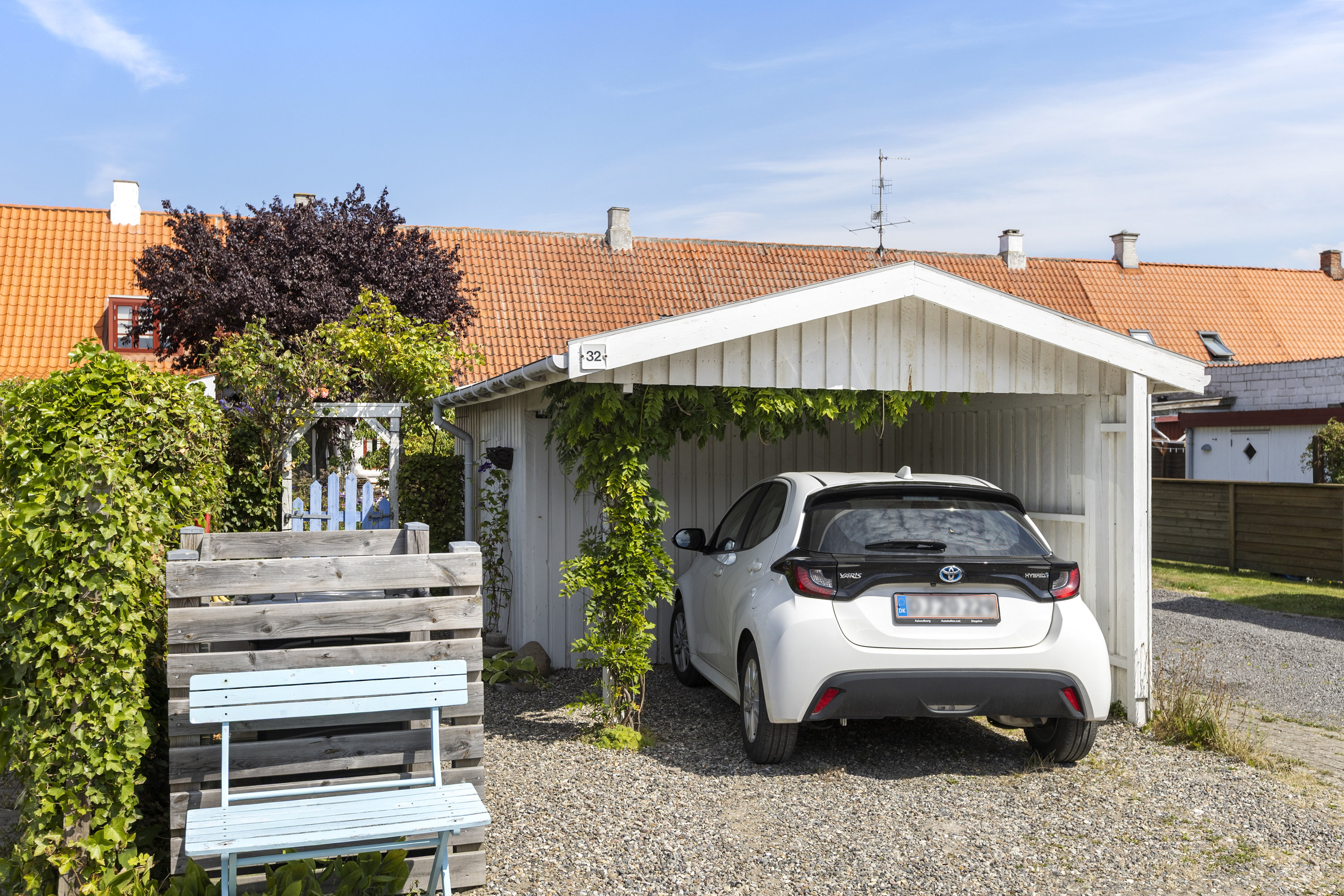 Fremhævet carport billede i fuldskærmstilstand. Billede af Poulas Alle 32, 4400 Kalundborg