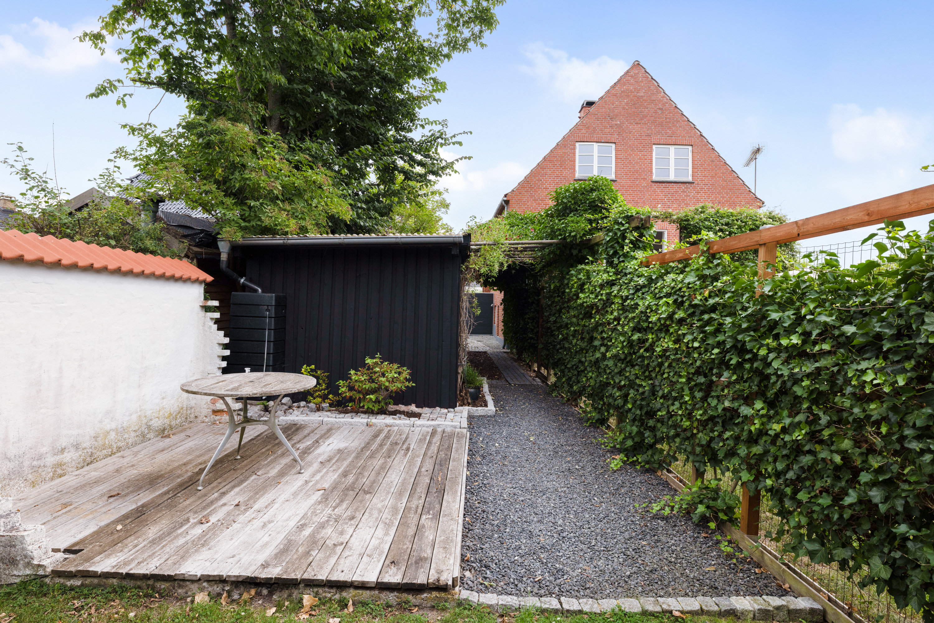 Fremhævet terrasse billede i fuldskærmstilstand. Billede af Højdevej 10, 2750 Ballerup