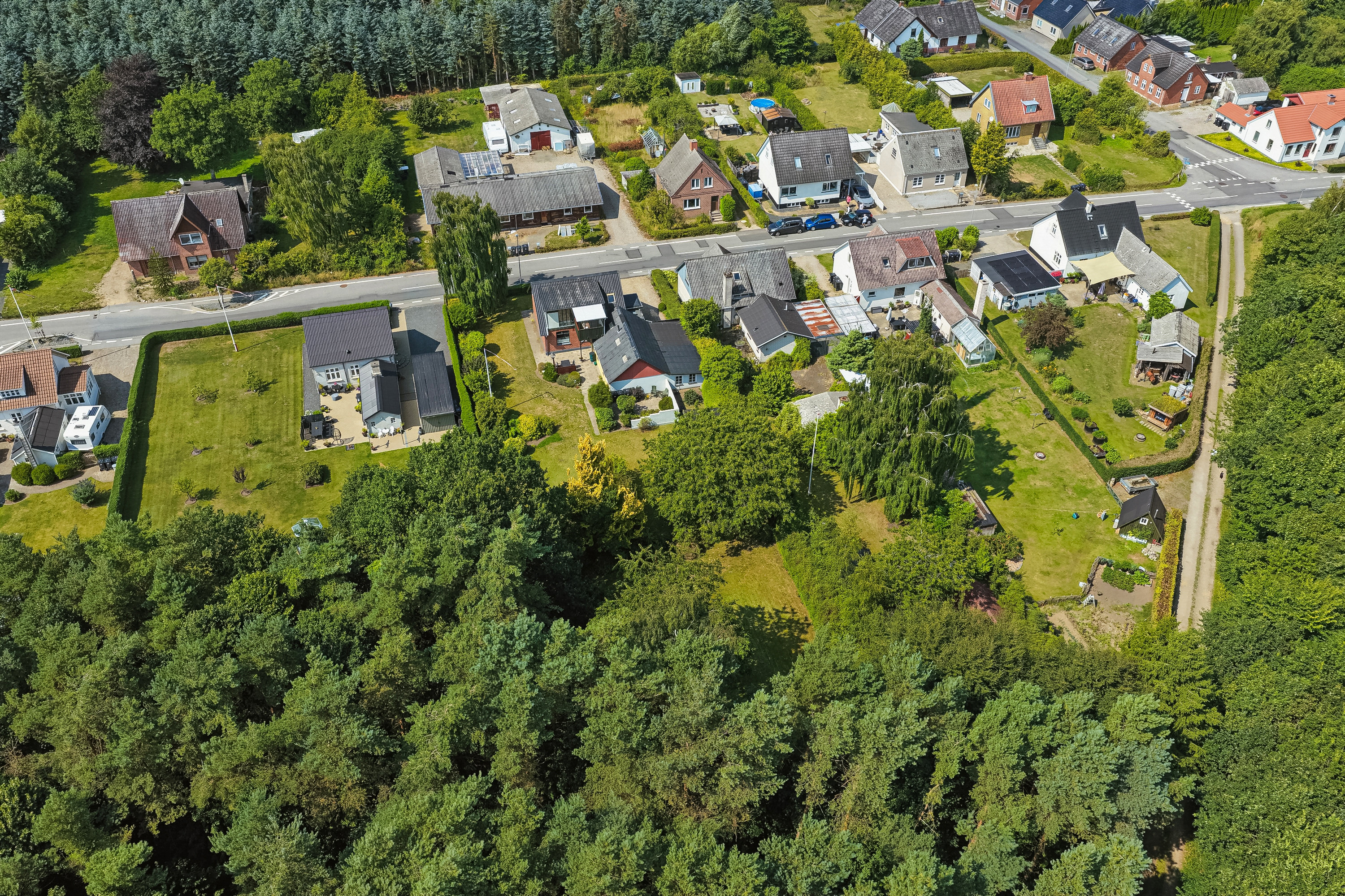 Fremhævet luftfoto billede i fuldskærmstilstand. Billede af Søndergade 102, Holme, 5591 Gelsted