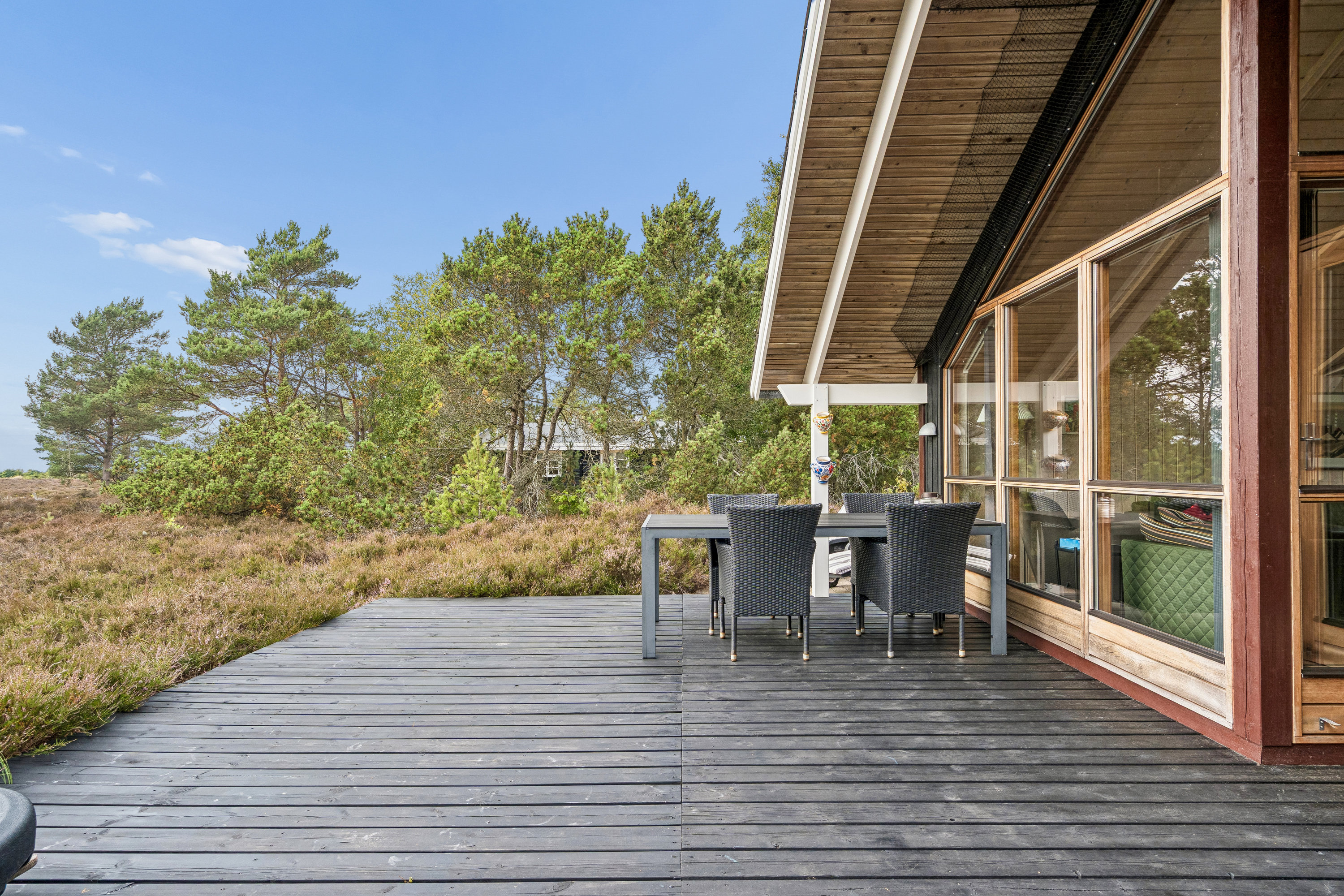 Fremhævet terrasse billede i fuldskærmstilstand. Billede af Langvarigheden 15, 9940 Læsø