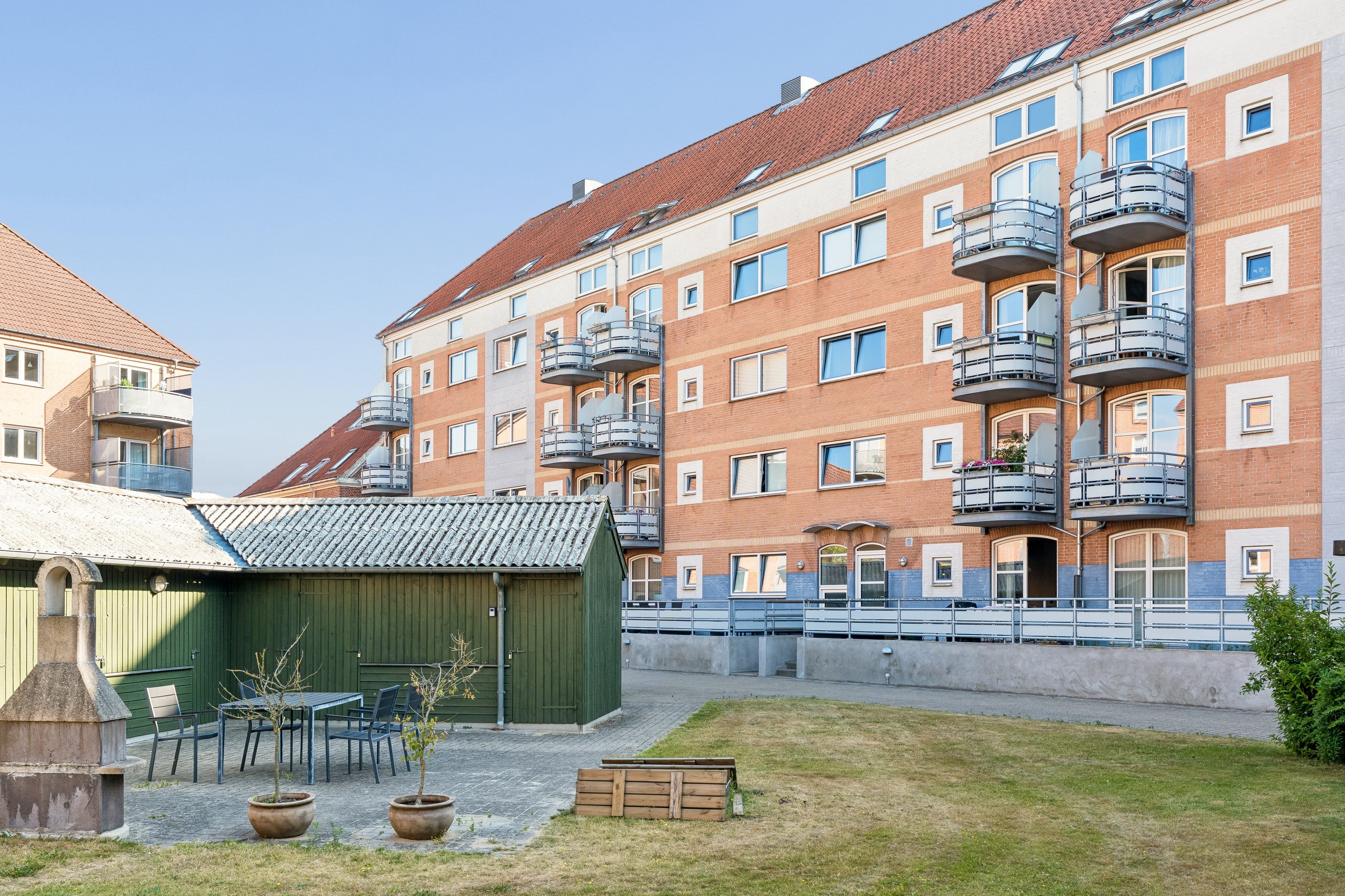 Fremhævet andet billede i fuldskærmstilstand. Billede af Sønderbro 4B, 3. th., 9000 Aalborg