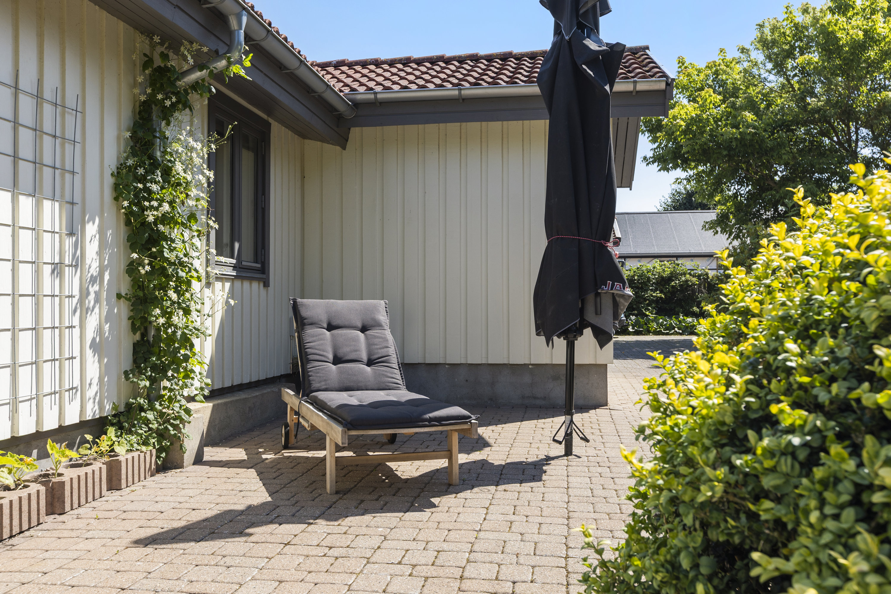 Fremhævet terrasse billede i fuldskærmstilstand. Billede af Tangbjergvej 56, 3650 Ølstykke