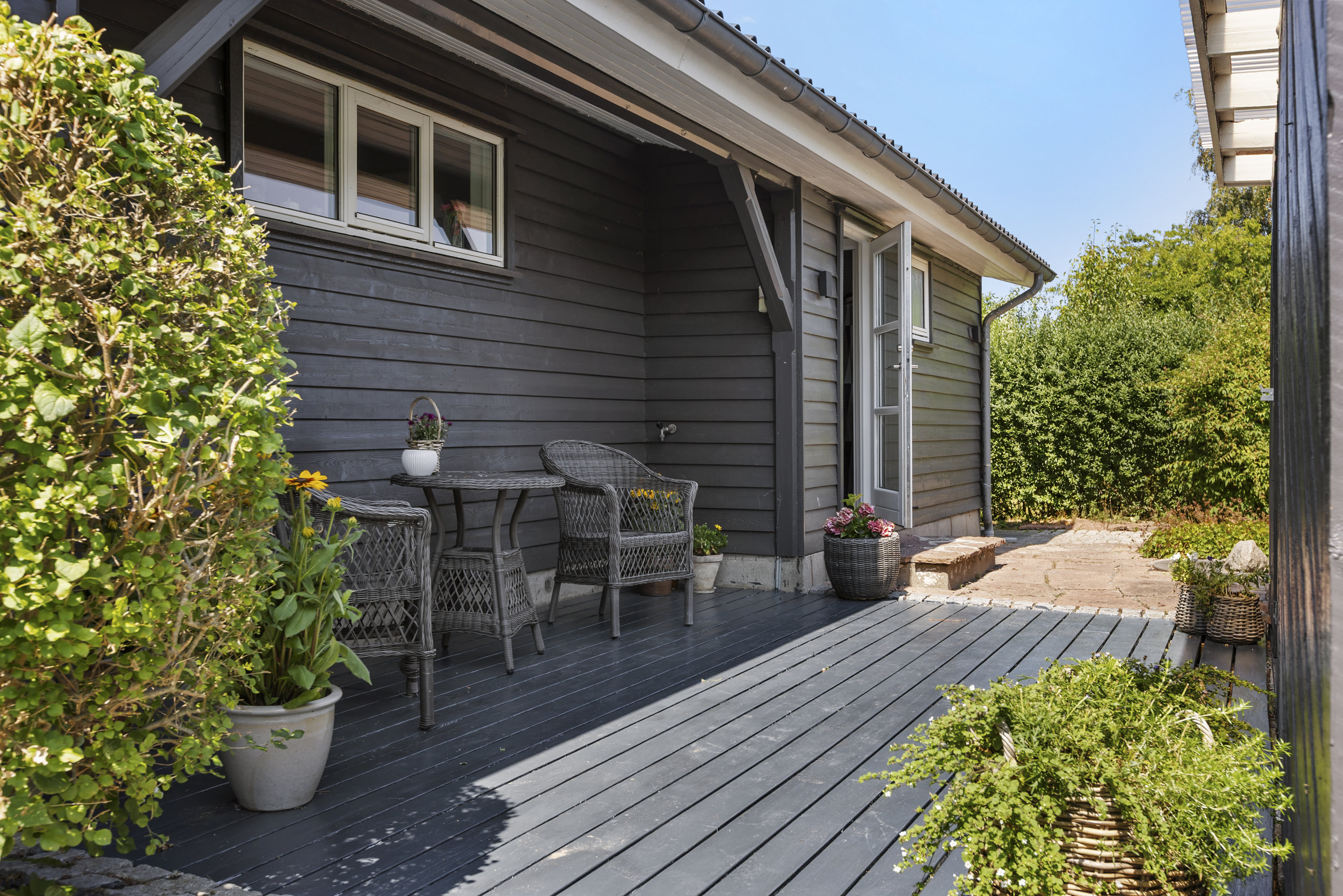 Fremhævet terrasse billede i fuldskærmstilstand. Billede af Egevang 24, Lindenborg, 4000 Roskilde