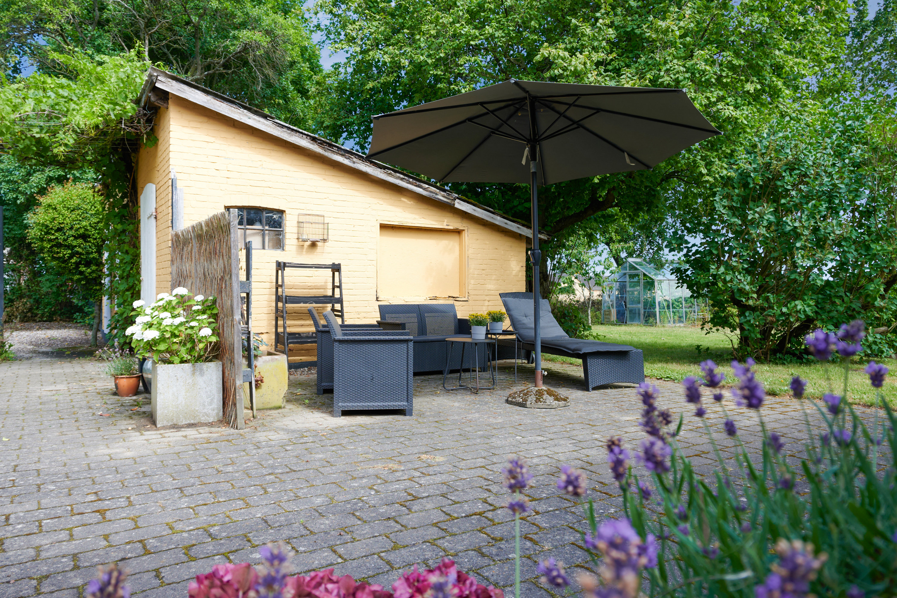 Fremhævet terrasse billede i fuldskærmstilstand. Billede af Odensevej 56, Hjulby, 5800 Nyborg