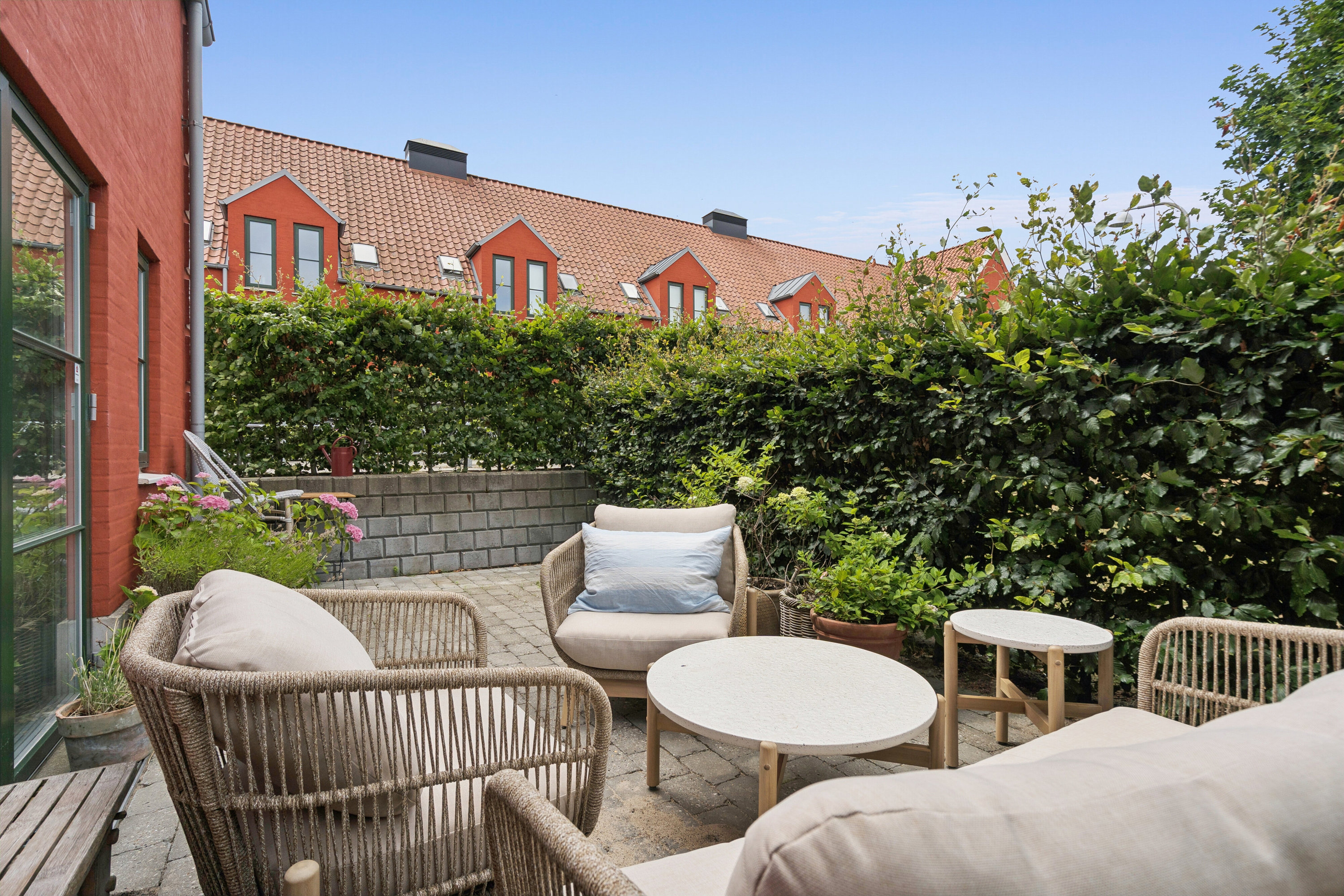 Fremhævet terrasse billede i fuldskærmstilstand. Billede af Rikkeshave 84, Dalum, 5250 Odense SV
