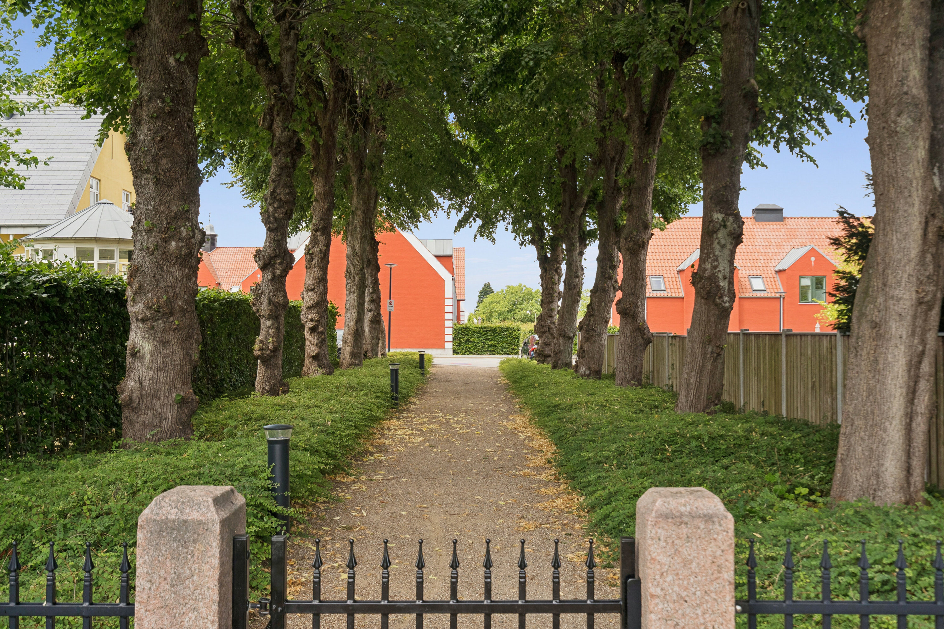 Fremhævet udendørs billede i fuldskærmstilstand. Billede af Rikkeshave 84, Dalum, 5250 Odense SV
