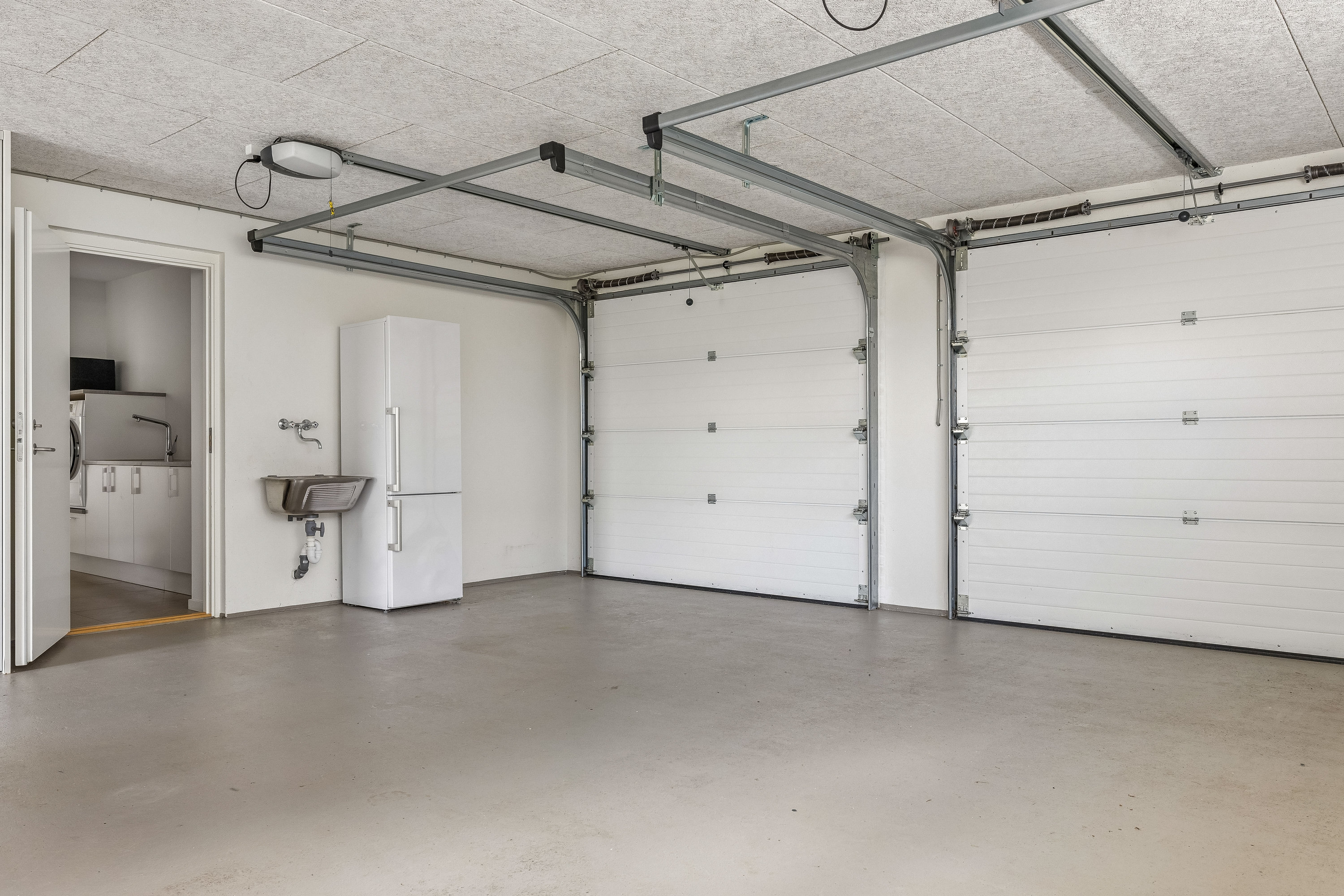 Fremhævet garage billede i fuldskærmstilstand. Billede af Sukkeræble Have 9, Villestofte, 5210 Odense NV