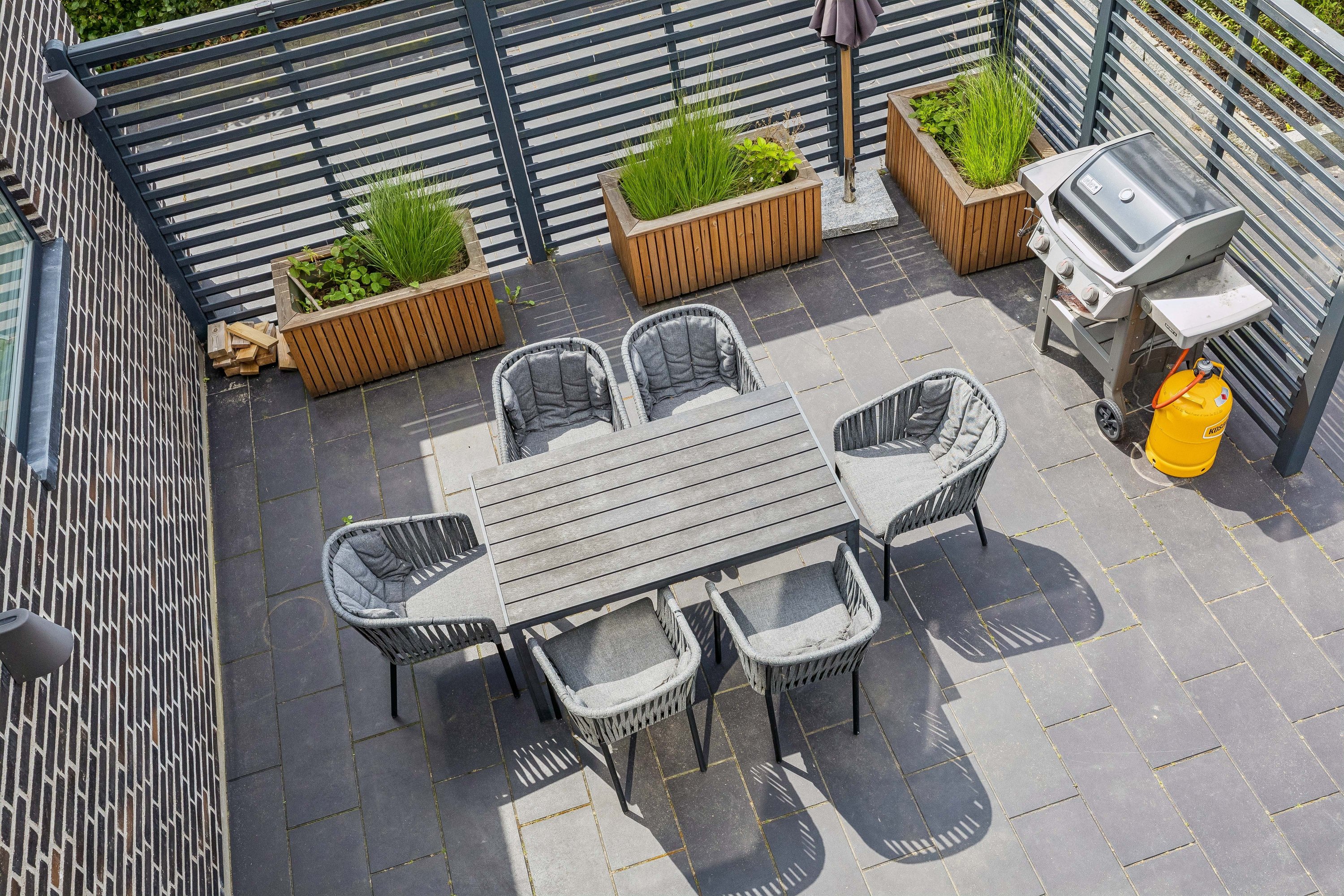 Fremhævet terrasse billede i fuldskærmstilstand. Billede af Sukkeræble Have 9, Villestofte, 5210 Odense NV