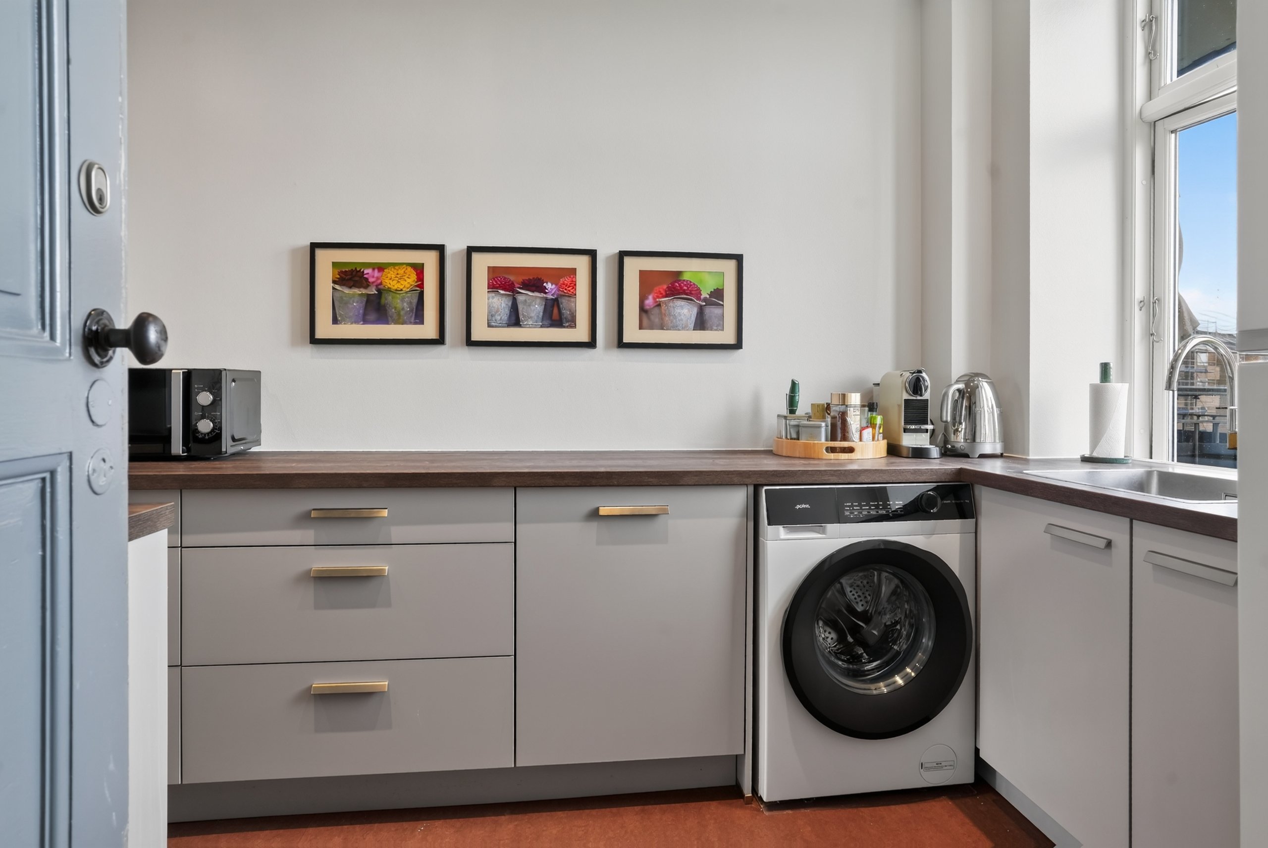 Fremhævet køkken billede i fuldskærmstilstand. Billede af Finsensvej 73, 3. tv., 2000 Frederiksberg