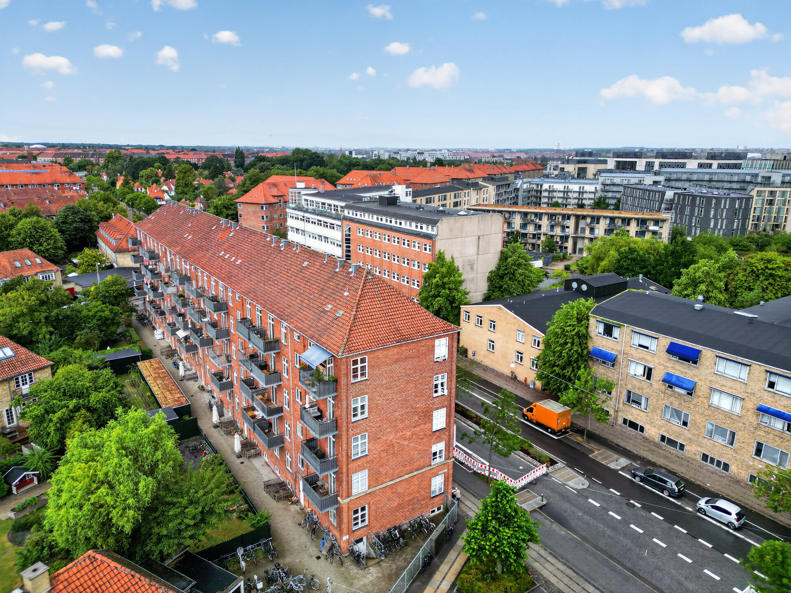 Fremhævet luftfoto billede i fuldskærmstilstand. Billede af Finsensvej 73, 3. tv., 2000 Frederiksberg