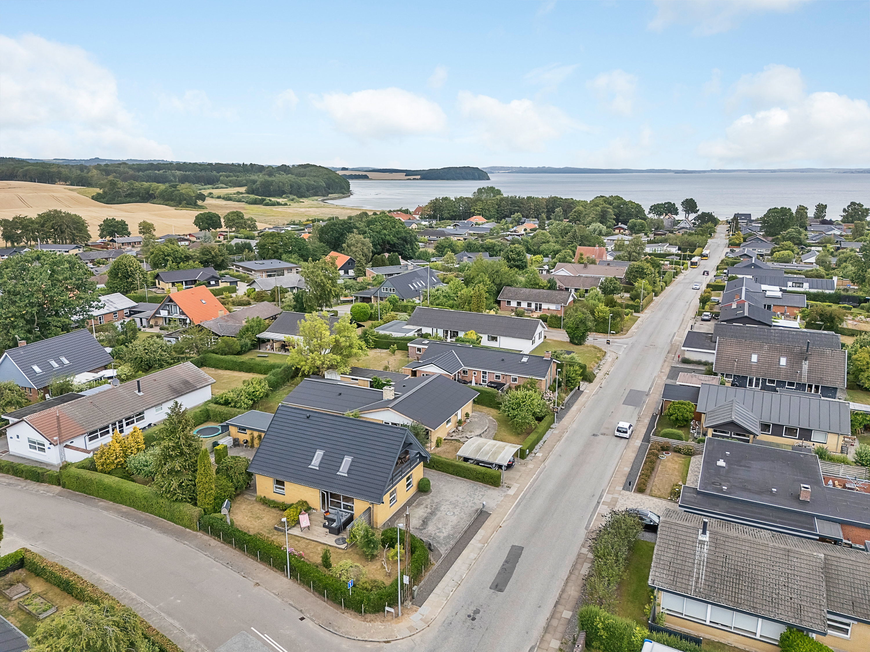 Fremhævet luftfoto billede i fuldskærmstilstand. Billede af Præstekravevej 5, Studstrup, 8541 Skødstrup