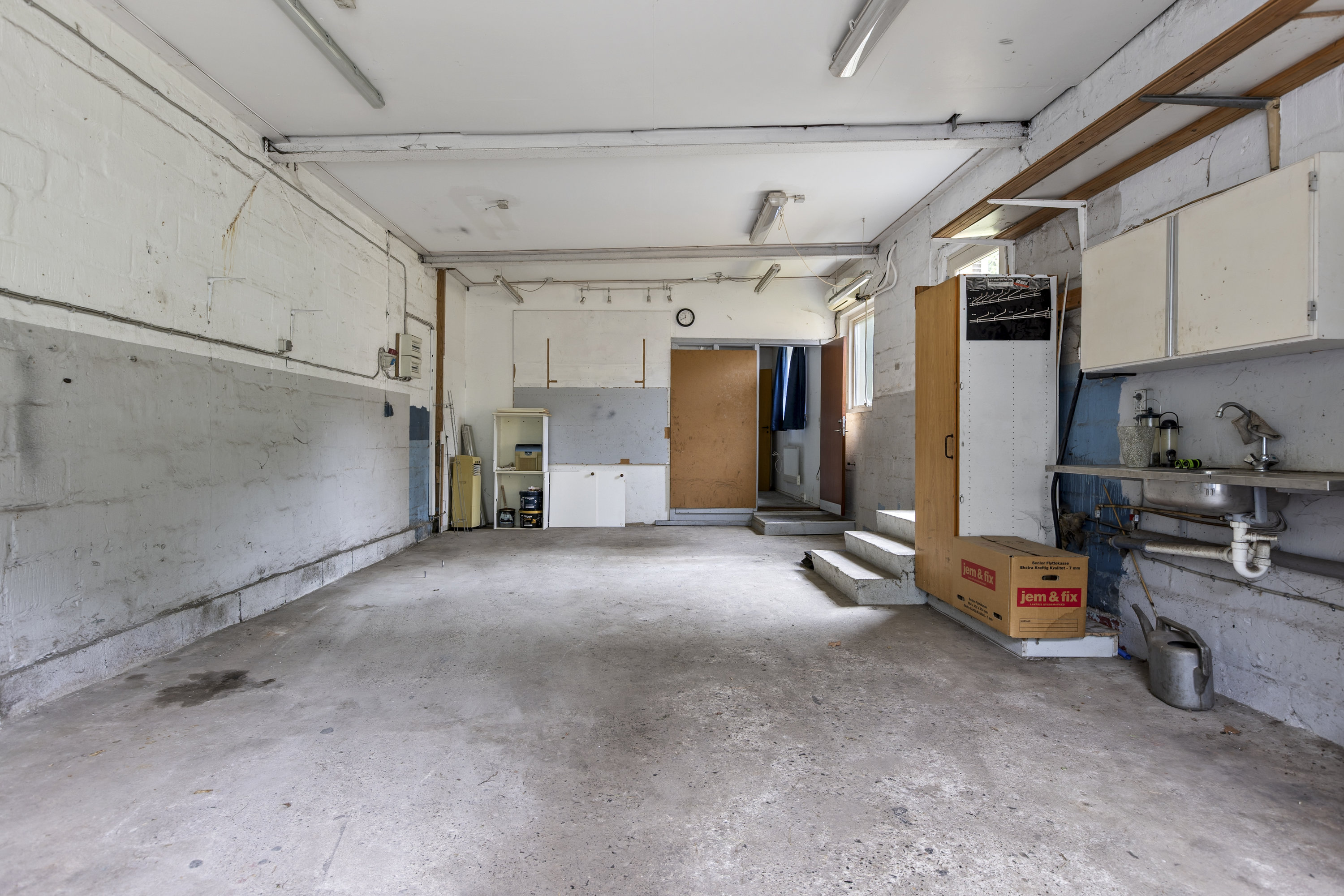 Fremhævet garage billede i fuldskærmstilstand. Billede af Damstræde 4, Krogstrup, 3630 Jægerspris