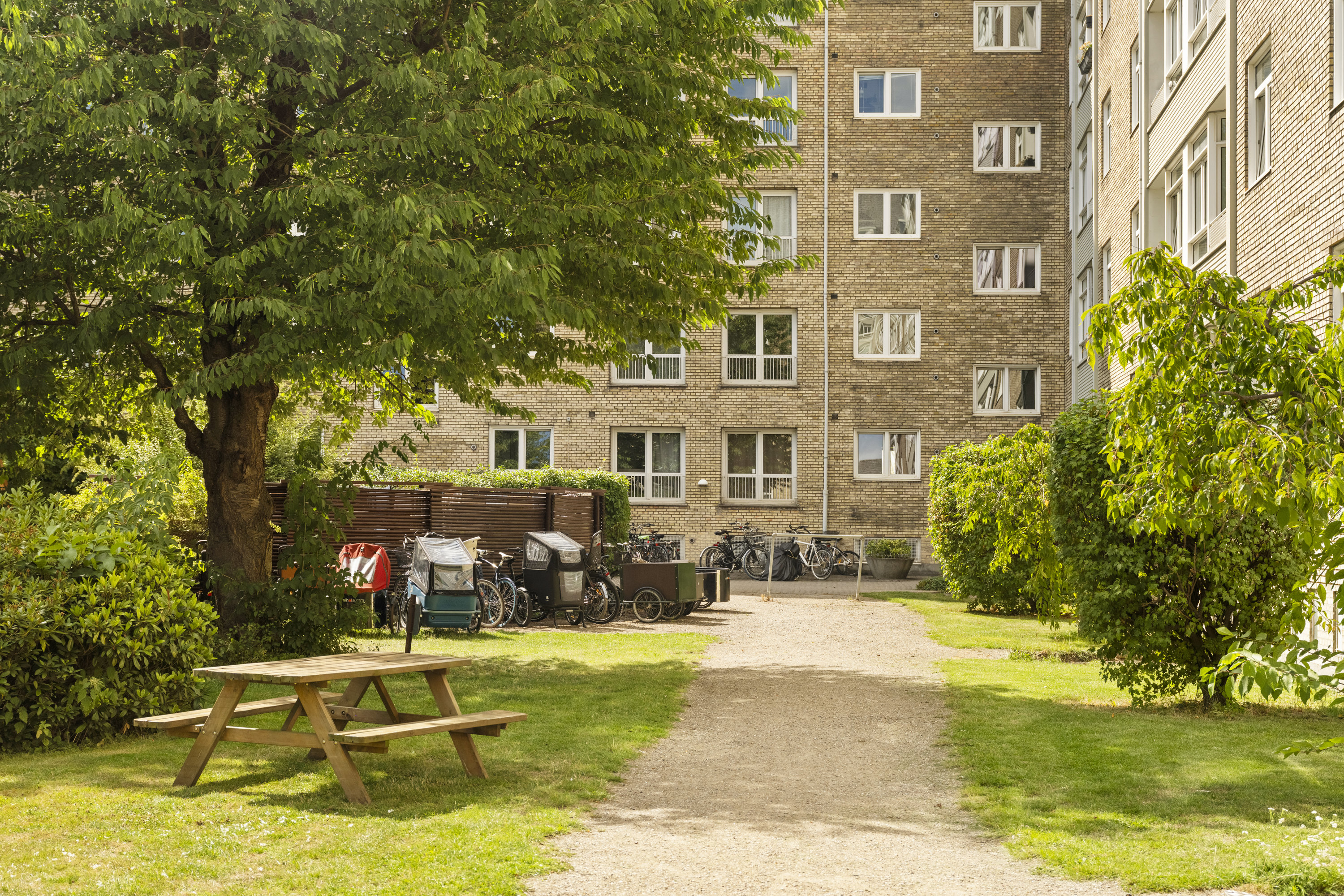 Fremhævet  billede i fuldskærmstilstand. Billede af Roskildevej 98, 3. th., 2000 Frederiksberg